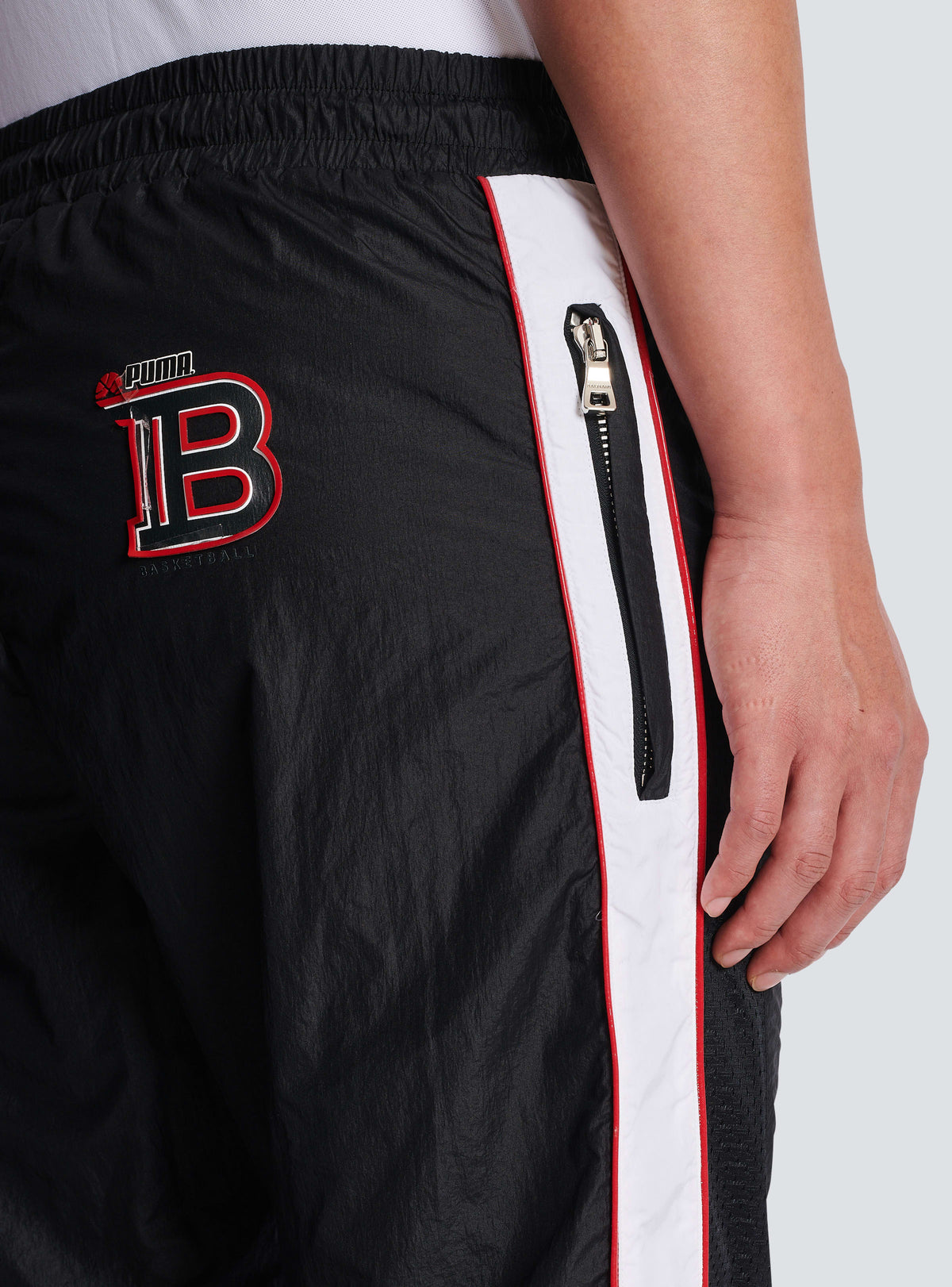 BALMAIN MEN'S BLACK NYLON CONVERTIBLE TRACK PANTS