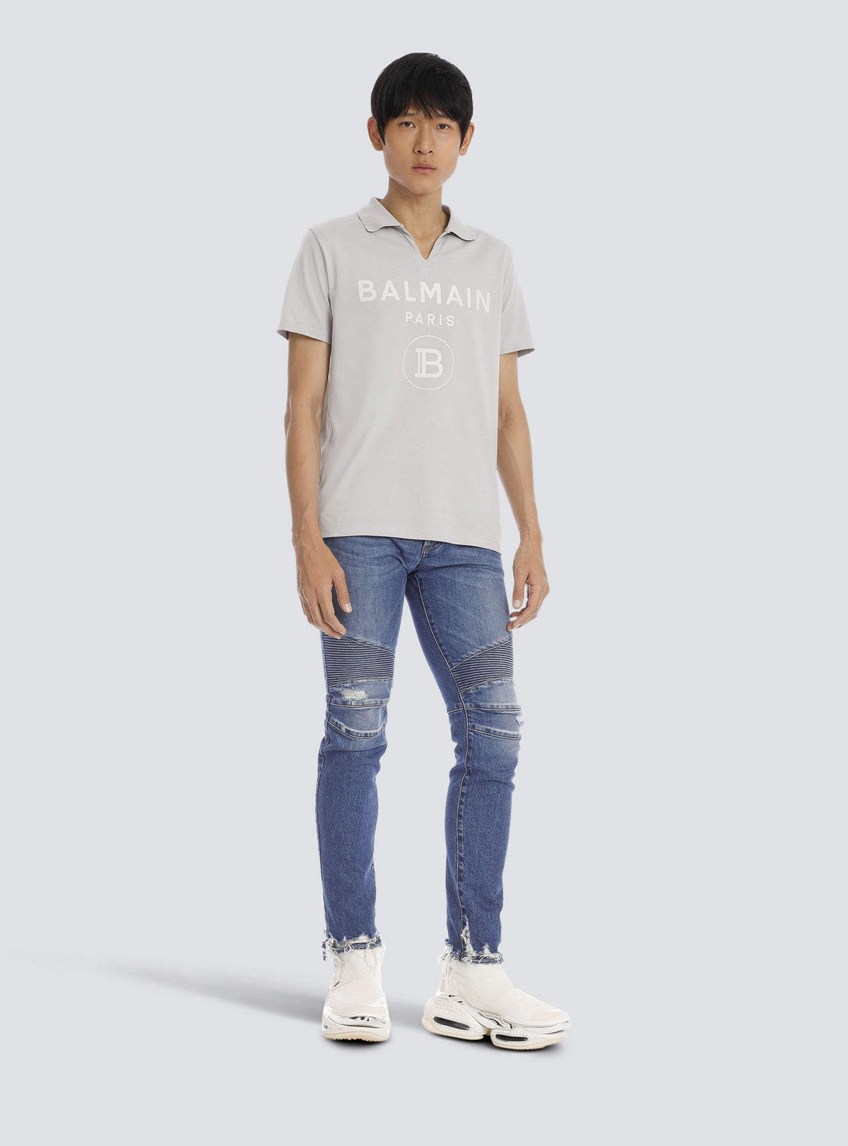 BALMAIN MEN'S BLUE RIBBED TAPERED JEANS