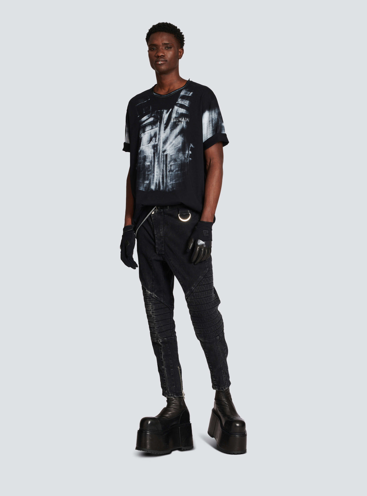 BALMAIN MEN'S BLACK ACID WASH DENIM PANTS