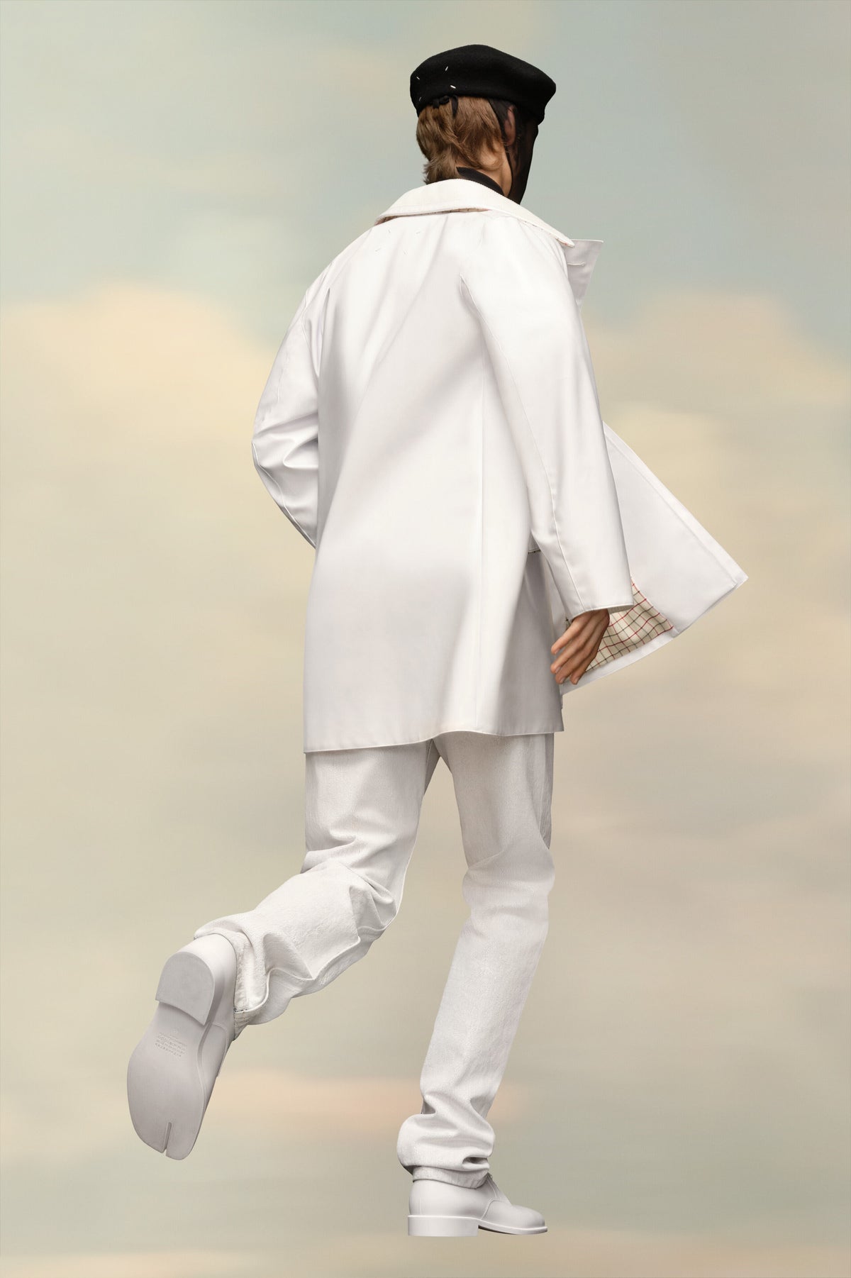 MAISON MARGIELA MEN'S WHITE DOUBLE-BREASTED TAILORED COAT