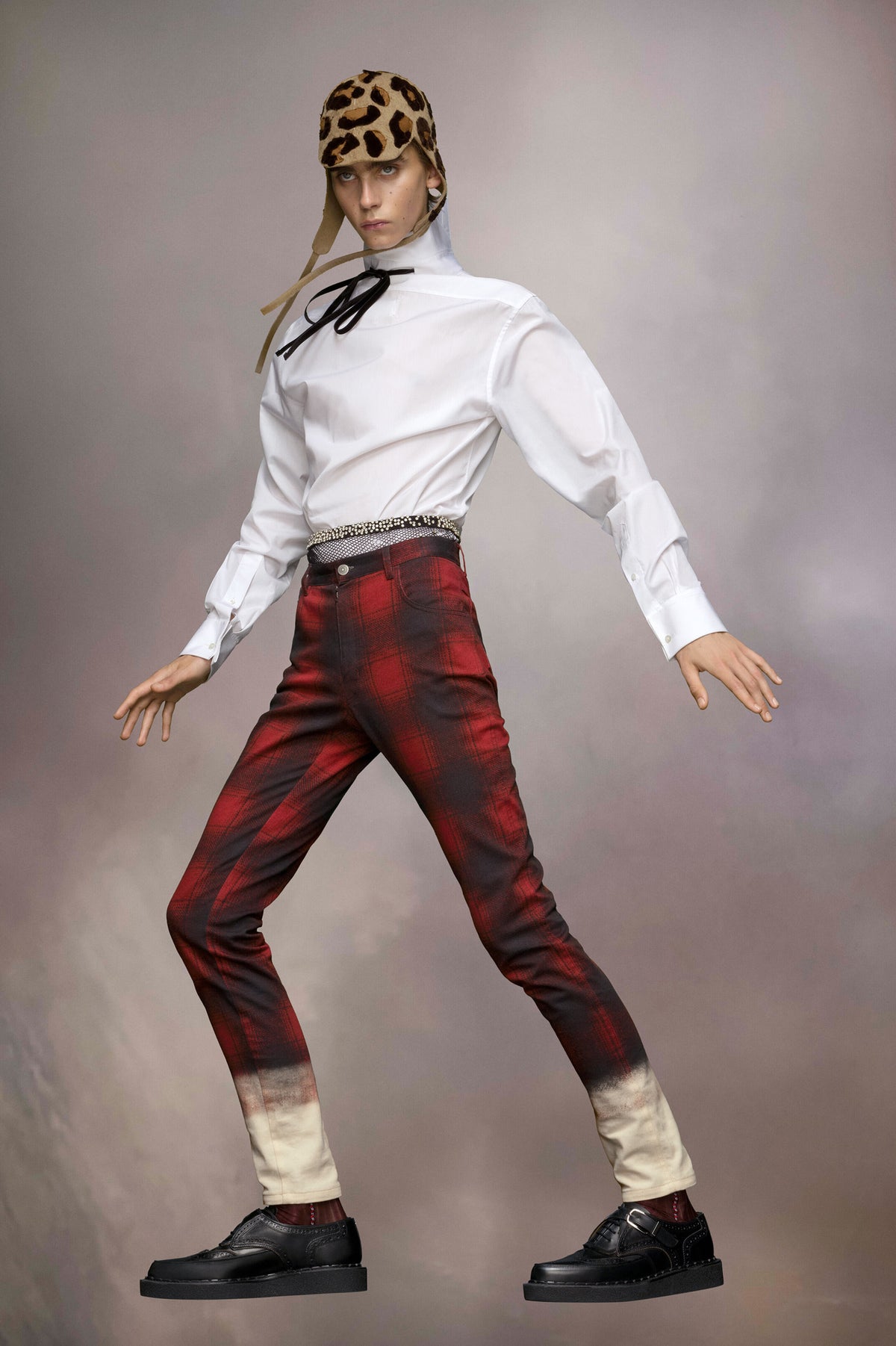 MAISON MARGIELA MEN'S RED BLACK PLAID TROUSERS WITH DIP-DYE HEM