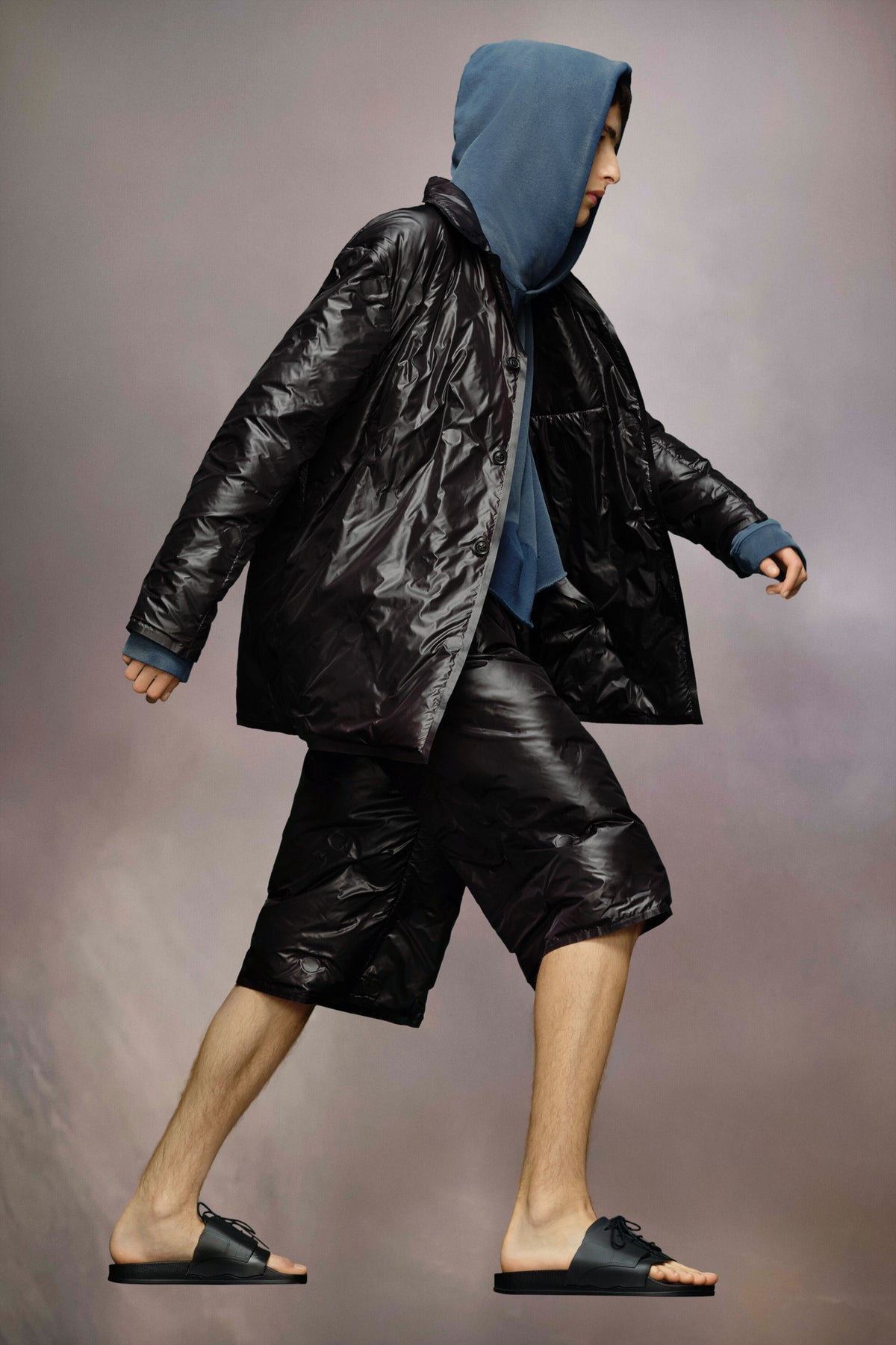 MAISON MARGIELA MEN'S BLACK QUILTED COAT