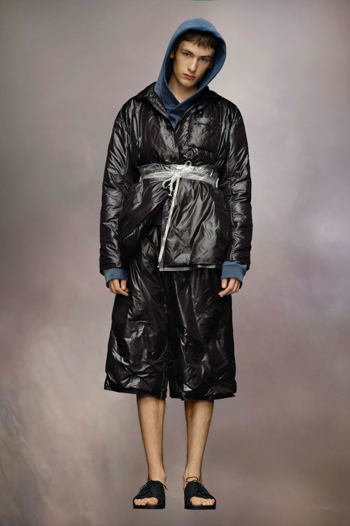 MAISON MARGIELA MEN'S BLACK QUILTED COAT