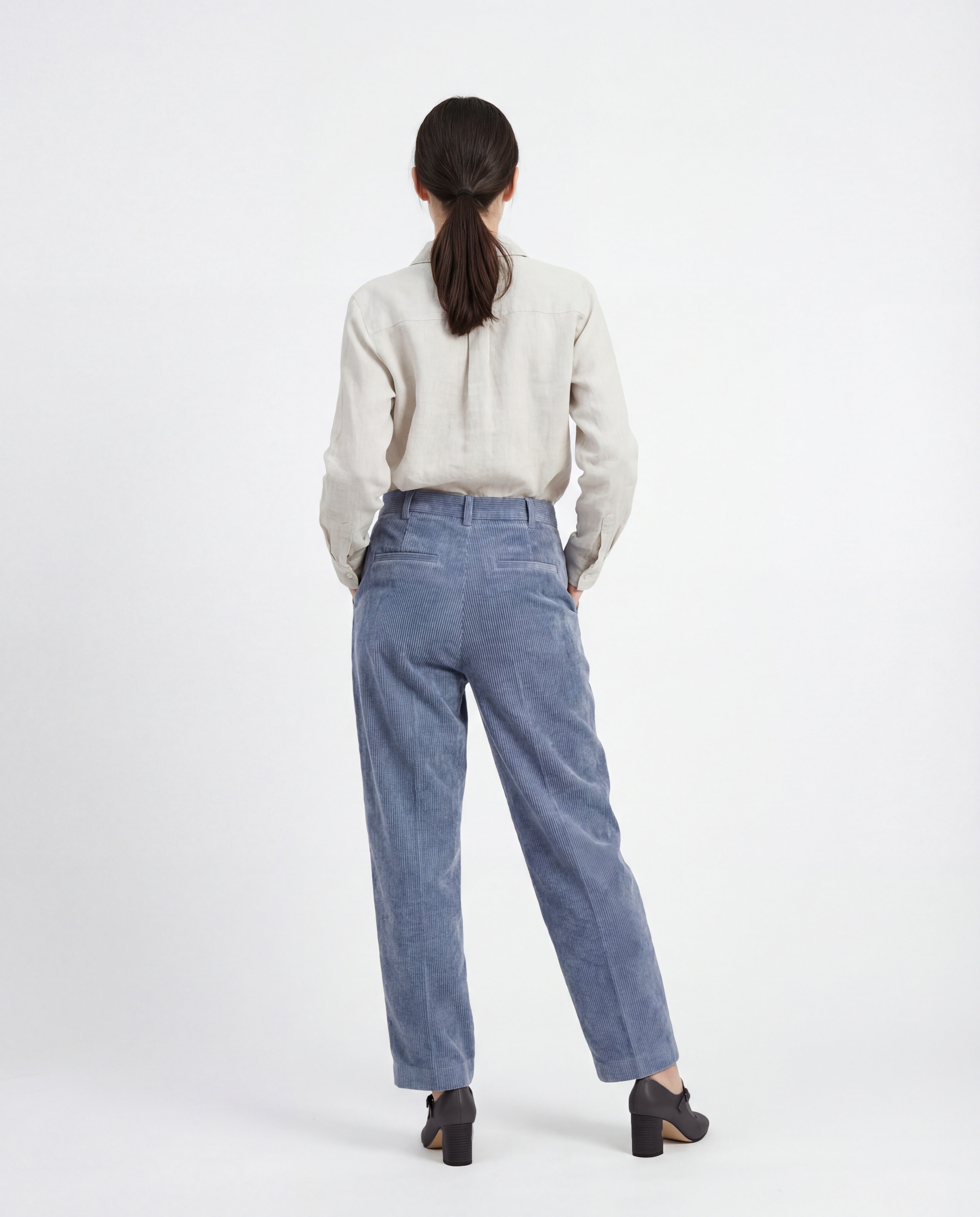 BRUNELLO CUCINELLI WOMEN'S BLUE CORDUROY PLEATED TROUSERS