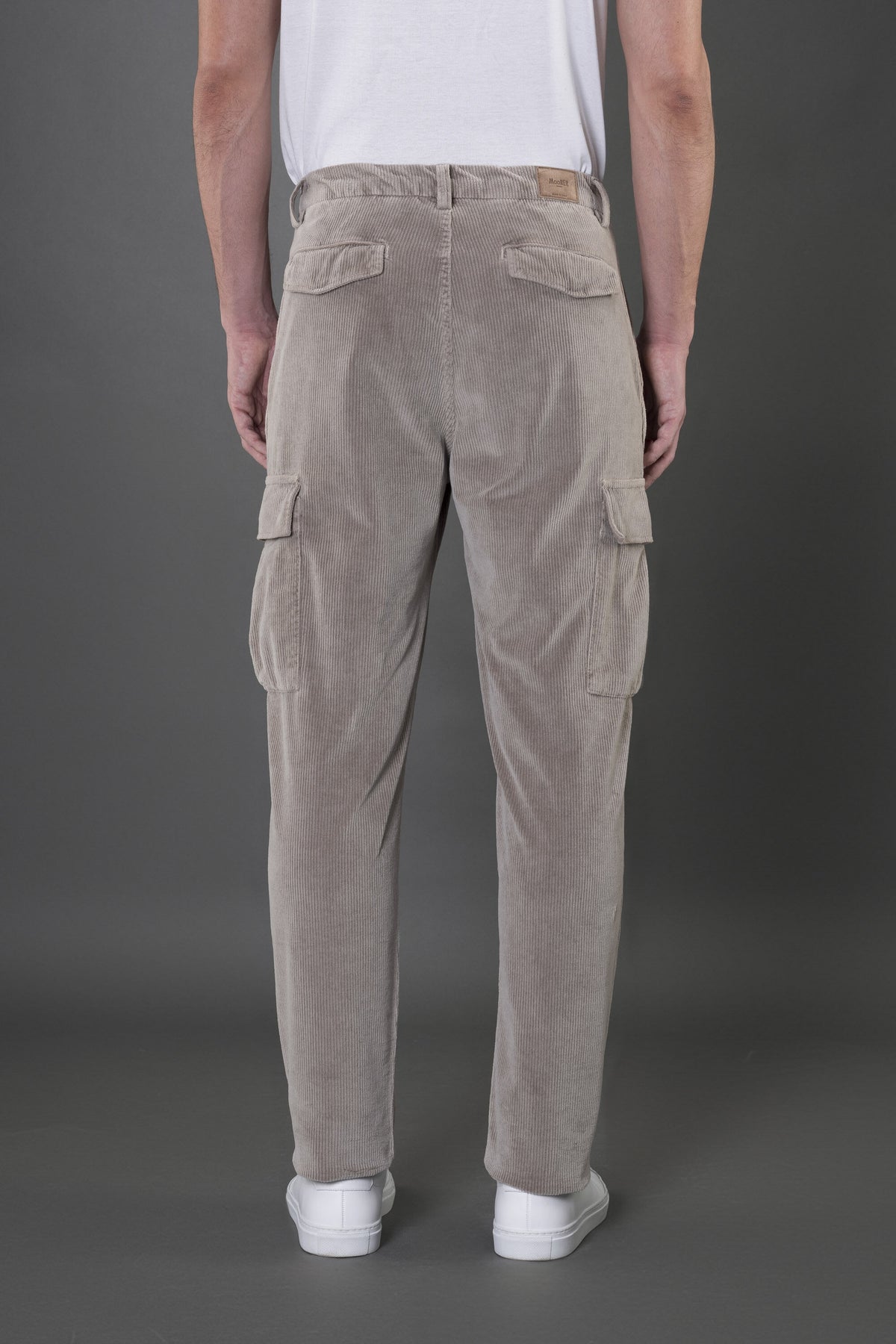 MOORER MEN'S LIGHT GREY CORDUROY TROUSERS