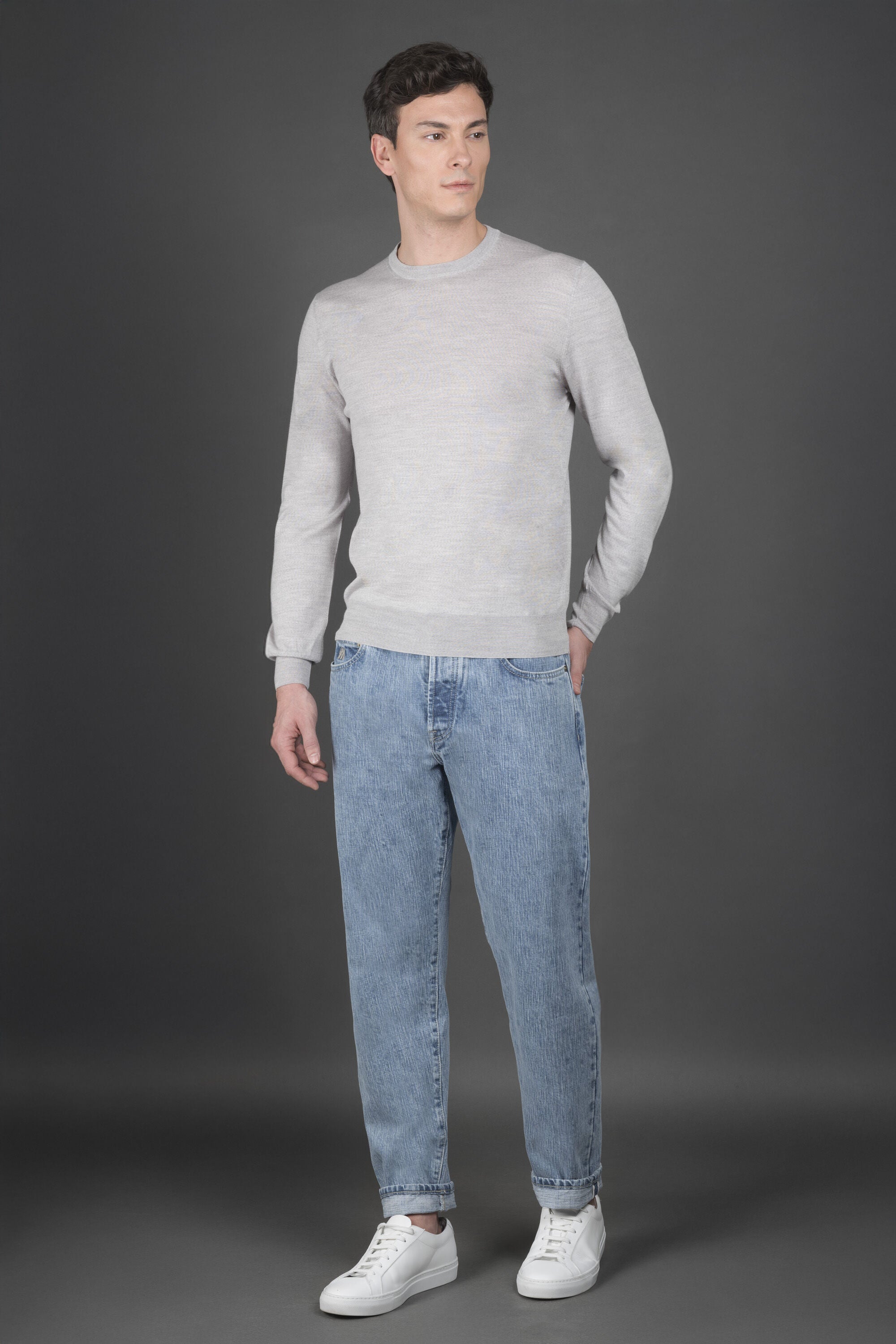 MOORER MEN'S LIGHT GREY CREWNECK SWEATER