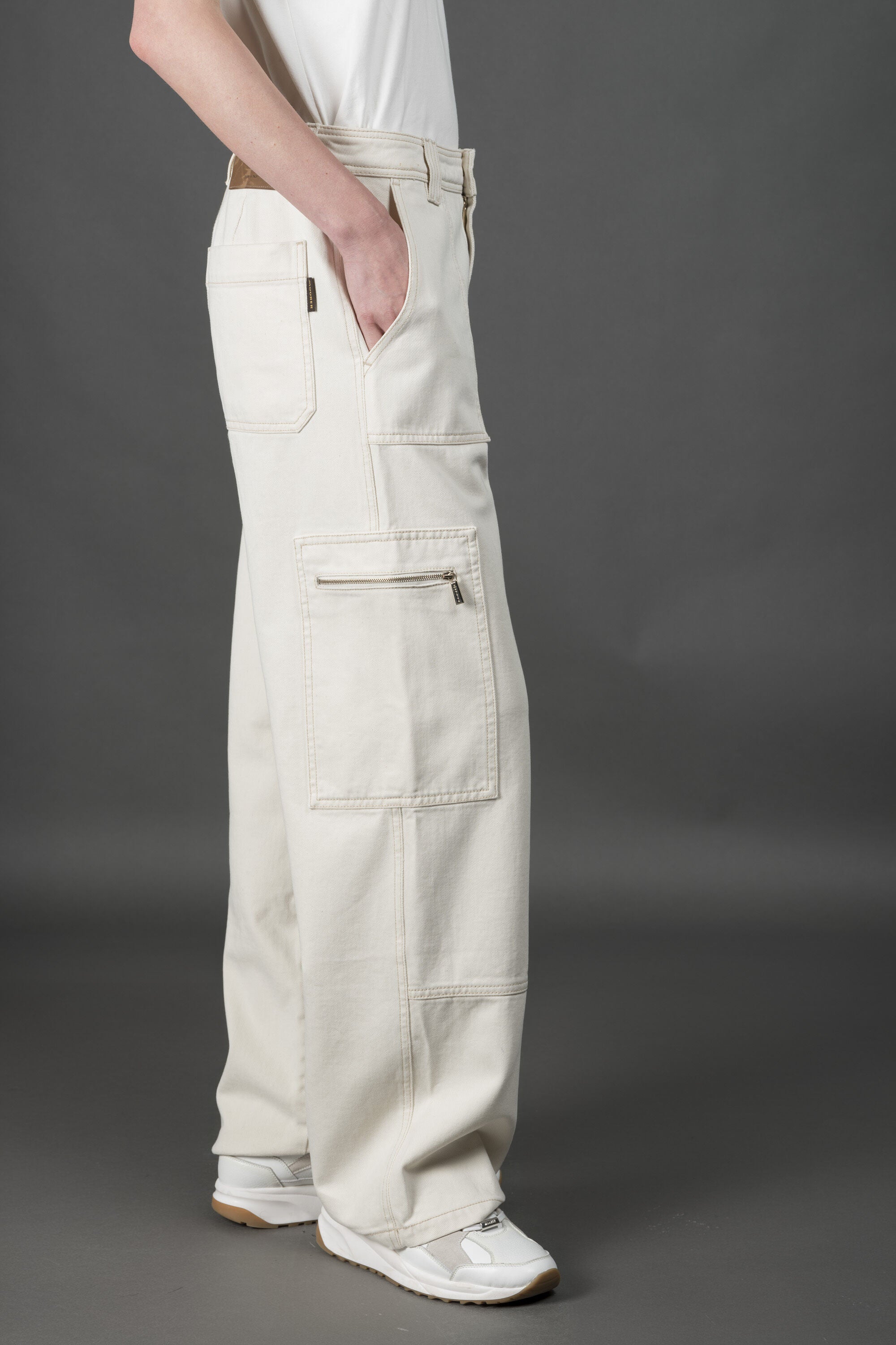 MOORER WOMEN'S PANTS NWT