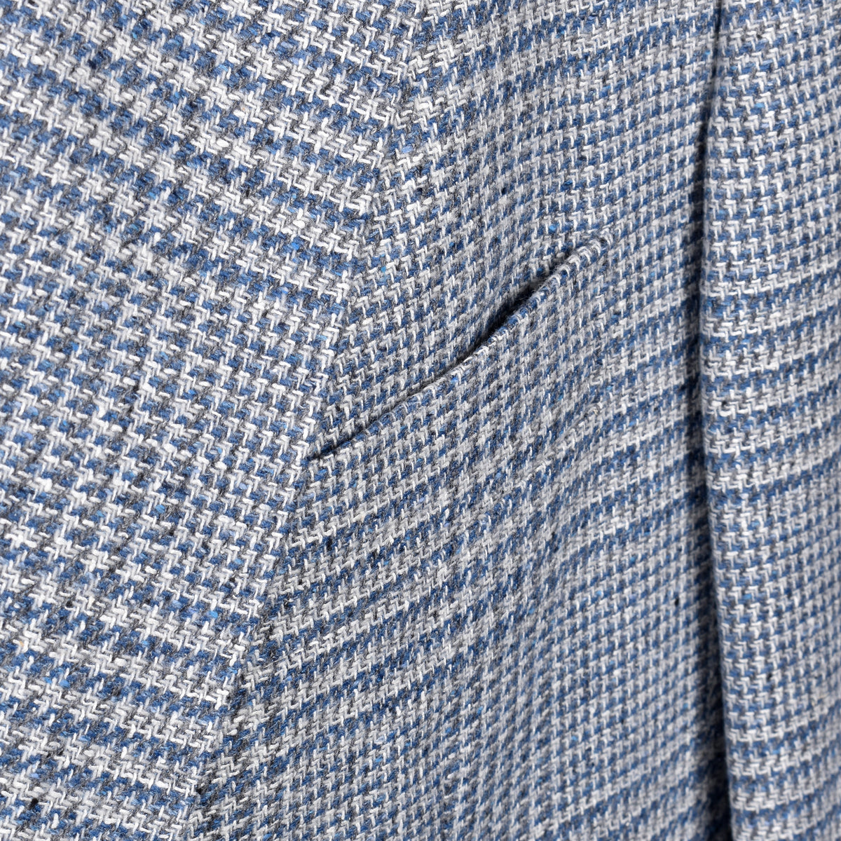 BRUNELLO CUCINELLI MEN'S LIGHT GREY WOOL SILK SUIT