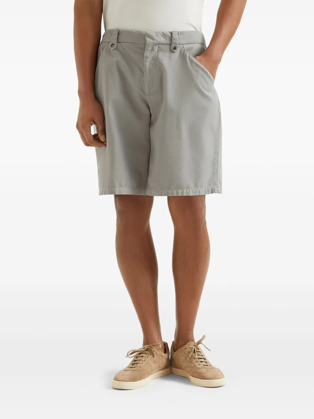 BRUNELLO CUCINELLI MEN'S LIGHT GREY TAILORED SHORTS