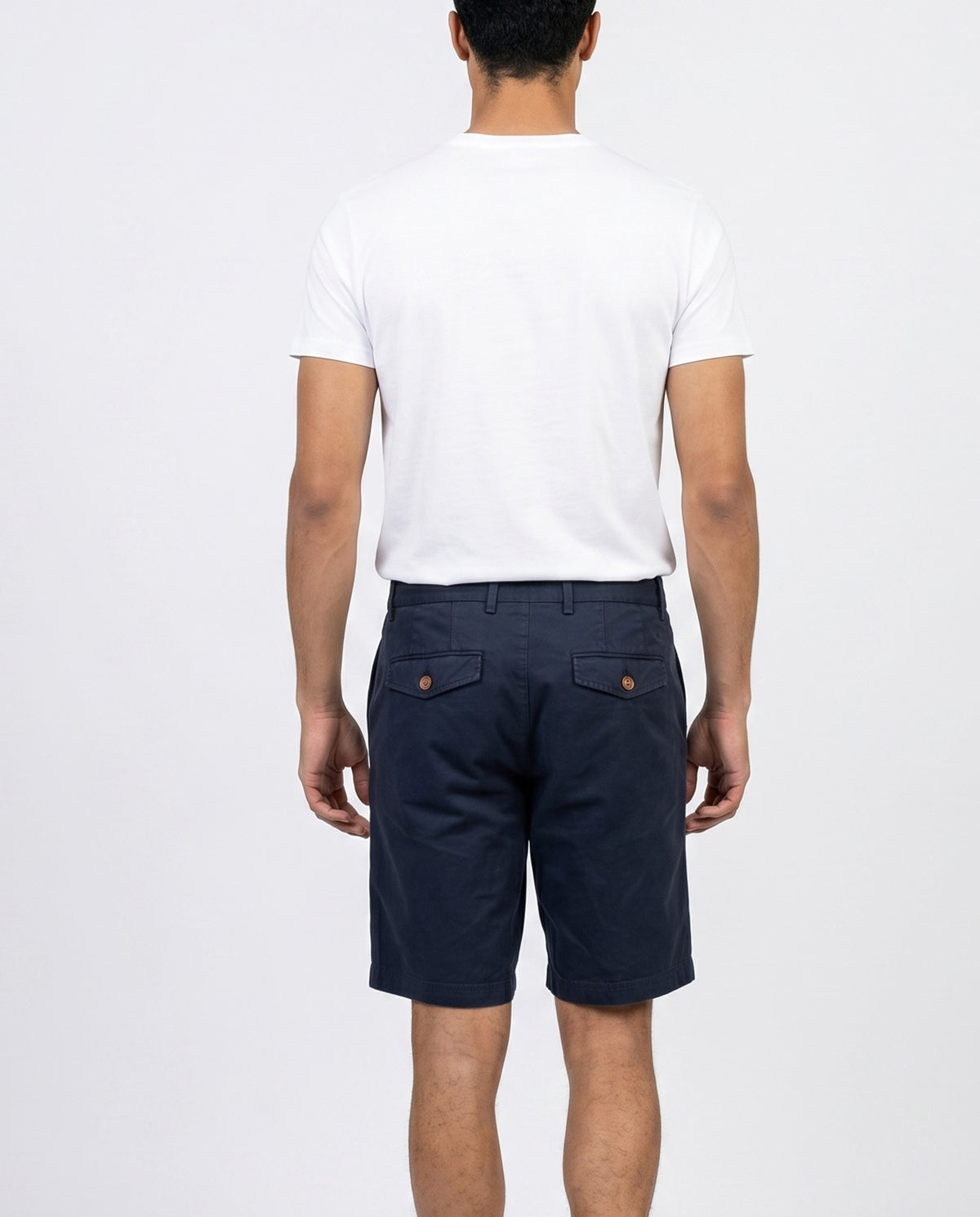 BRUNELLO CUCINELLI MEN'S NAVY TAILORED COTTON SHORTS