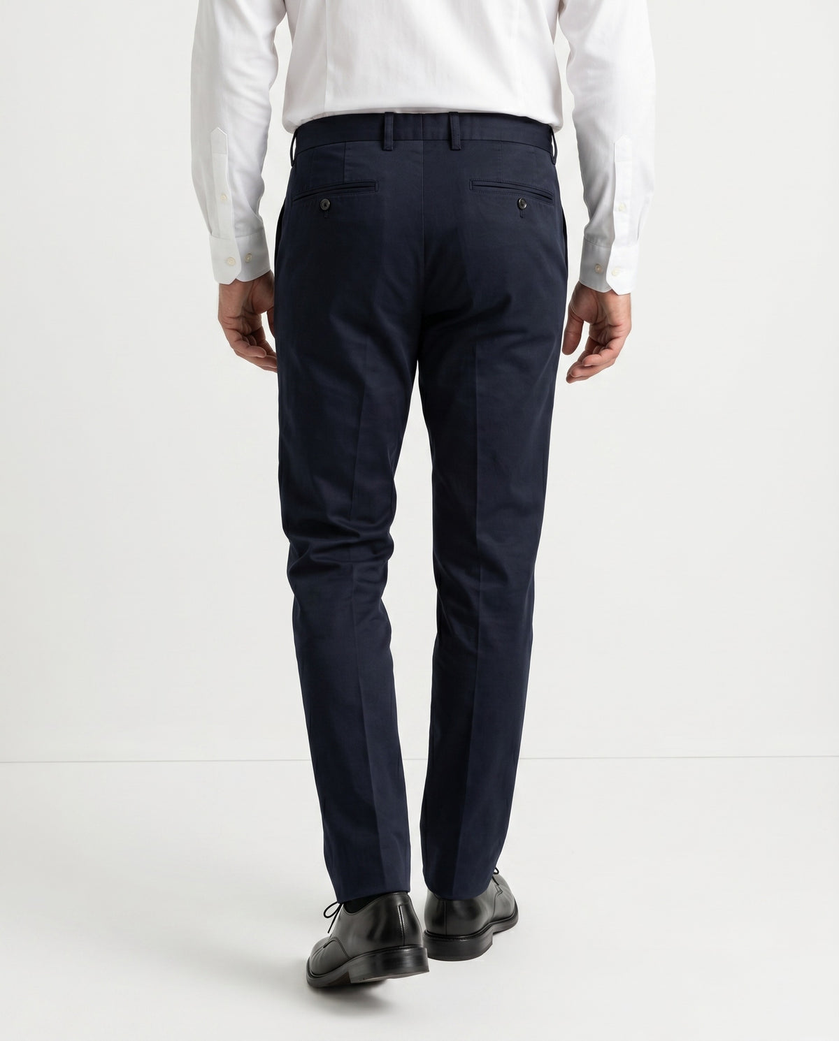 BRUNELLO CUCINELLI MEN'S NAVY TAILORED LINEN TROUSERS