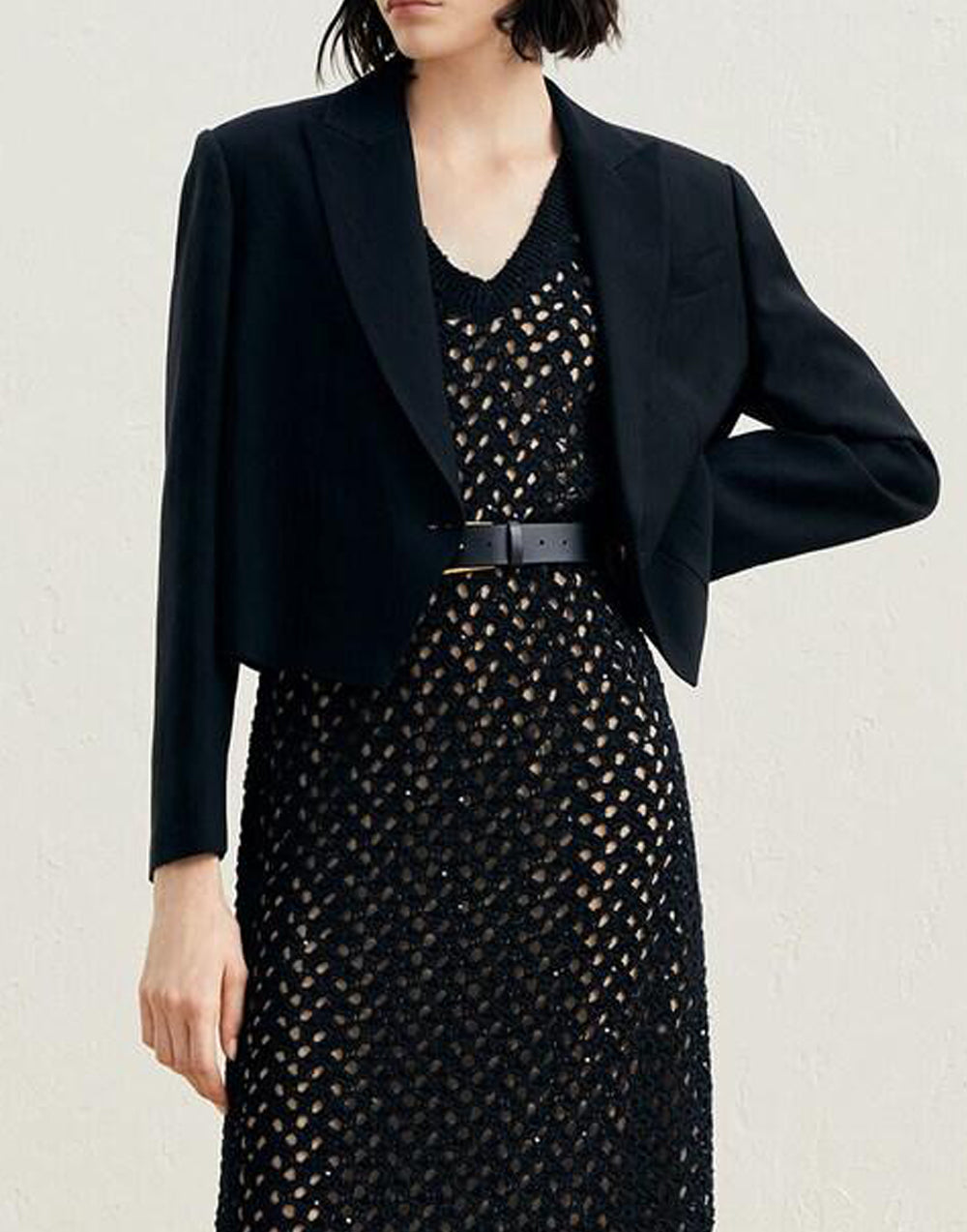 BRUNELLO CUCINELLI WOMEN'S BLACK CROPPED LINEN BLAZER