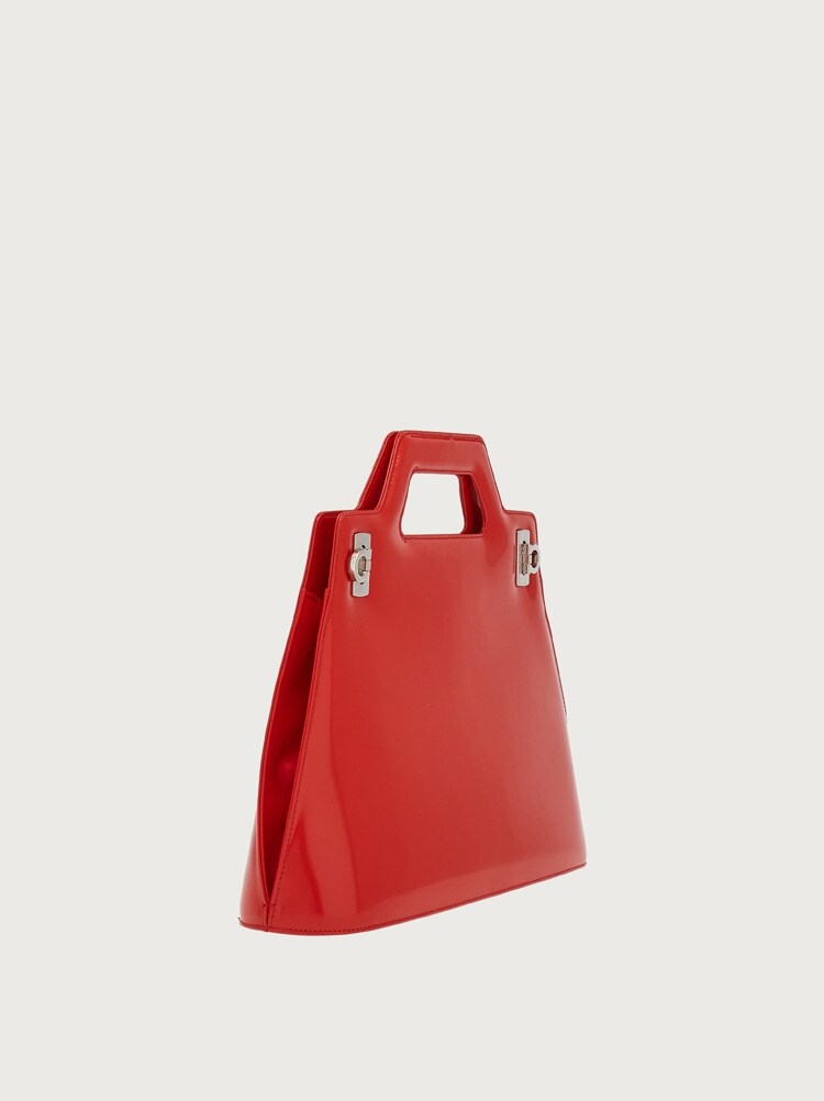 FERRAGAMO WOMEN'S RED CALF LEATHER BAG