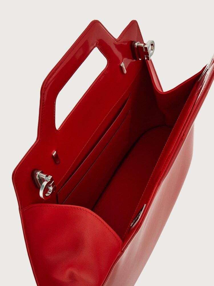 FERRAGAMO WOMEN'S RED CALF LEATHER BAG