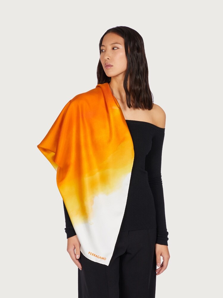 FERRAGAMO WOMEN'S ORANGE SILK SQUARE SCARF
