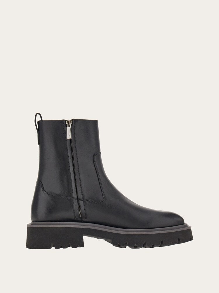 FERRAGAMO MEN'S BLACK CALF LEATHER BOOTS