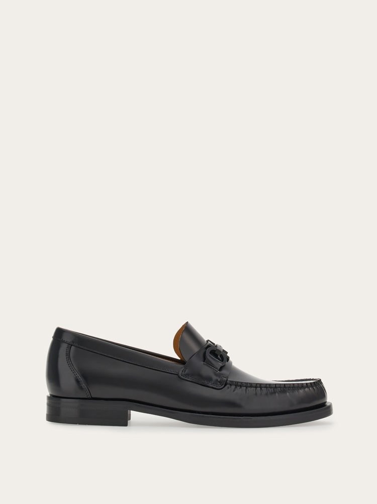 FERRAGAMO MEN'S BLACK CALF LEATHER LOAFERS