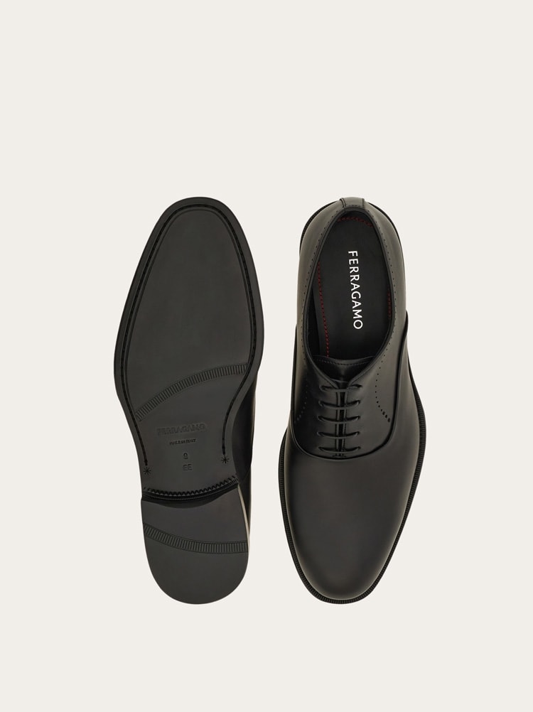 FERRAGAMO MEN'S BLACK CALF LEATHER SHOES