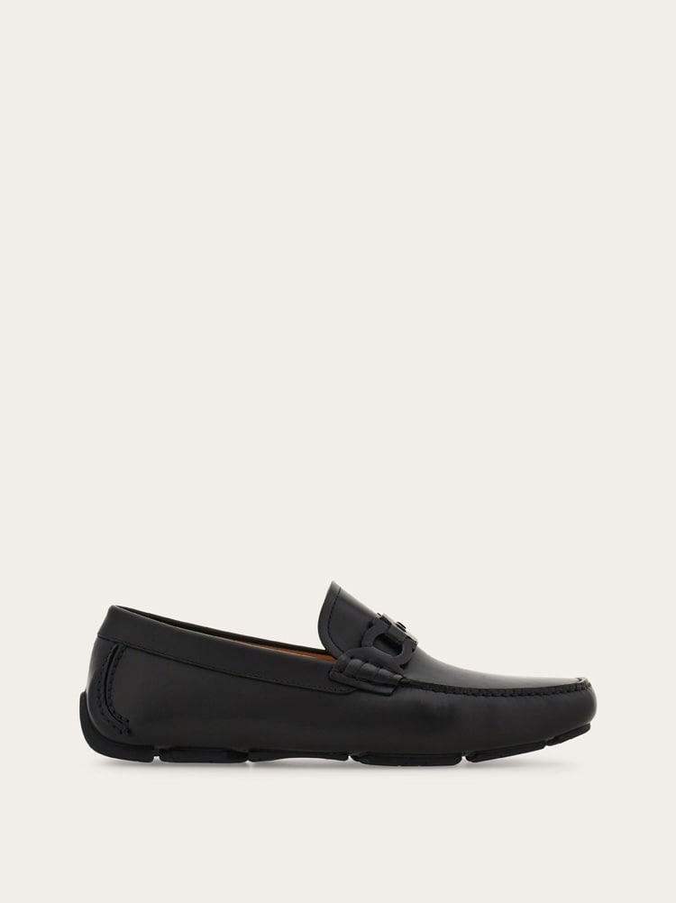 FERRAGAMO MEN'S BLACK CALF LEATHER LOAFERS