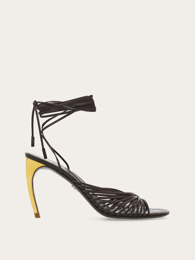 FERRAGAMO WOMEN'S BLACK LAMBSKIN STRAPPY SHOE