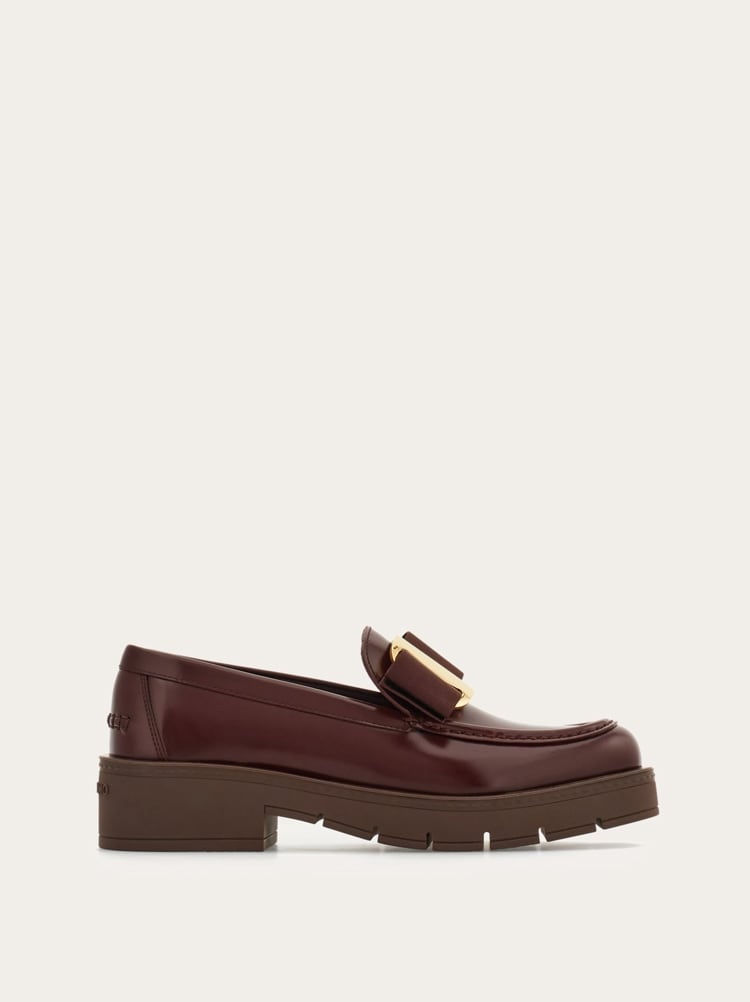FERRAGAMO WOMEN'S BURGUNDY CALF LEATHER LOAFERS