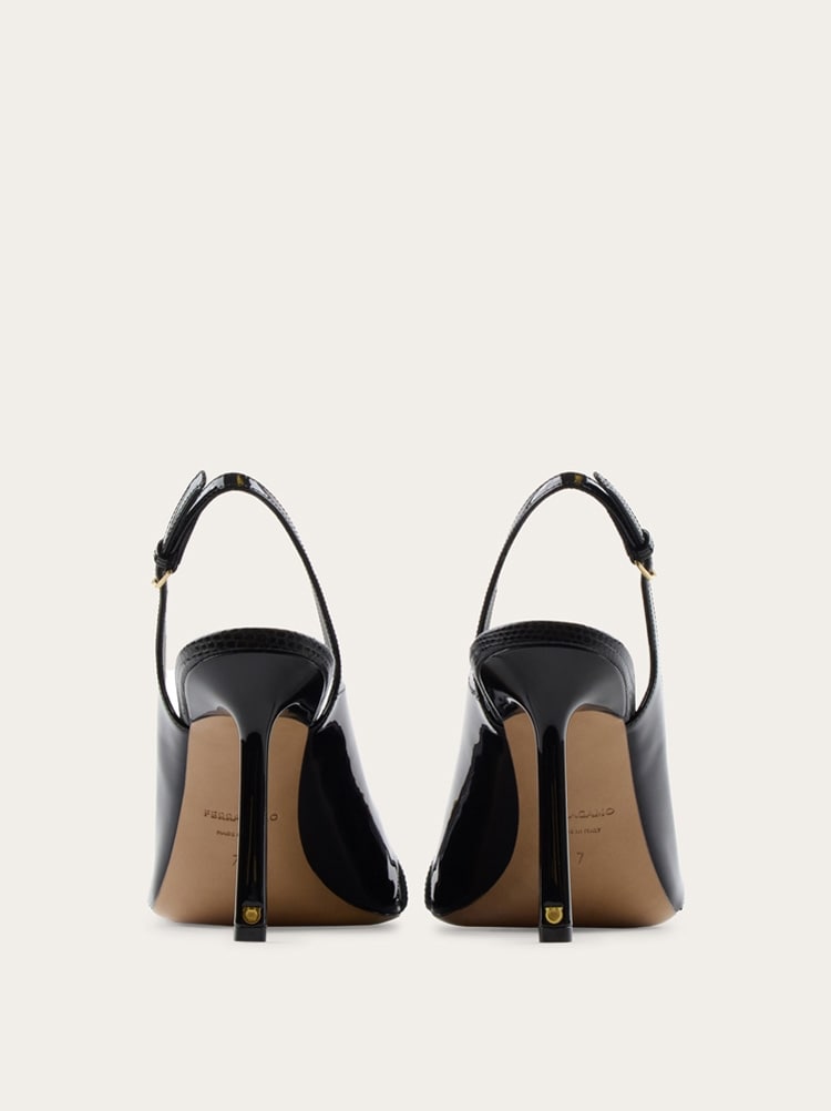 FERRAGAMO WOMEN'S BLACK PATENT LEATHER SHOES