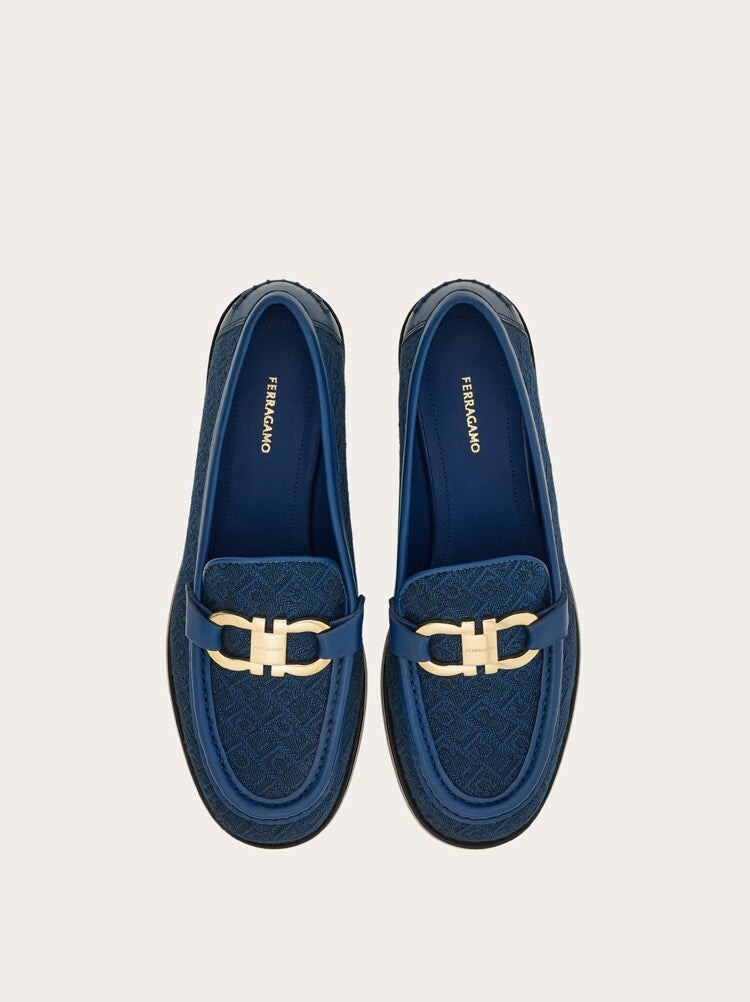 FERRAGAMO WOMEN'S BLUE FABRIC LEATHER LOAFERS