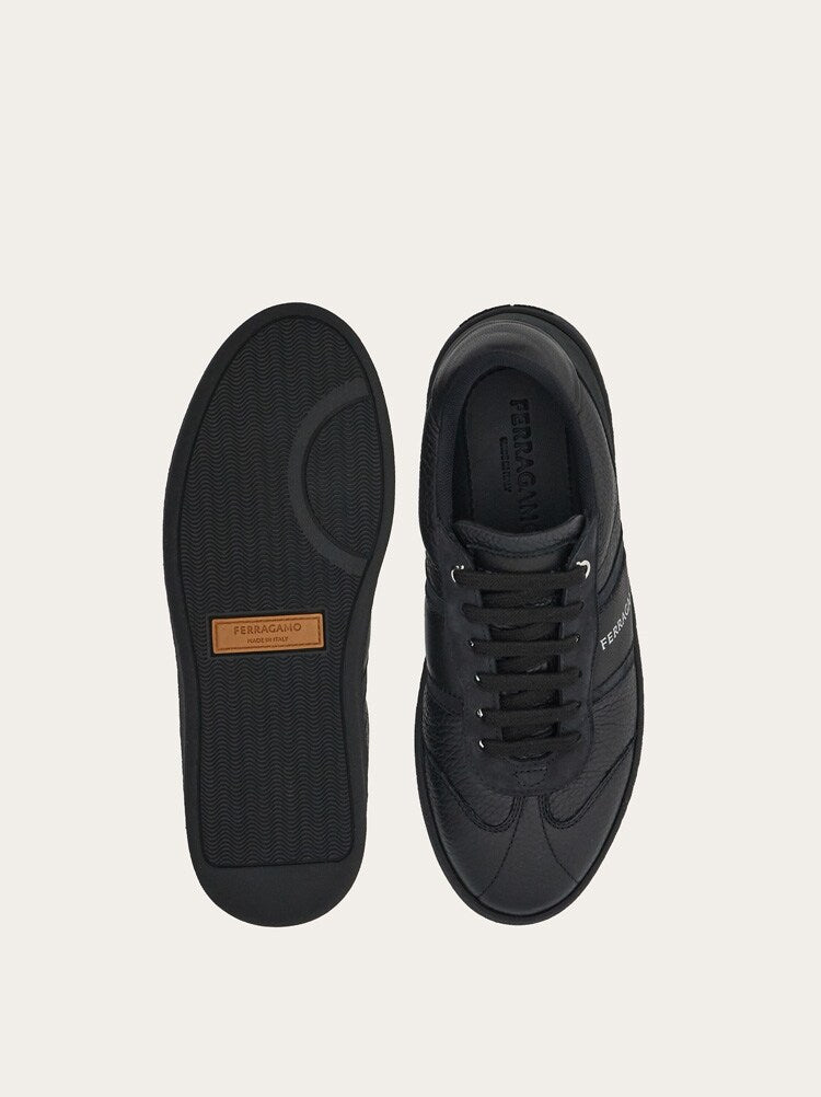FERRAGAMO WOMEN'S BLACK LEATHER LACE UP SHOES