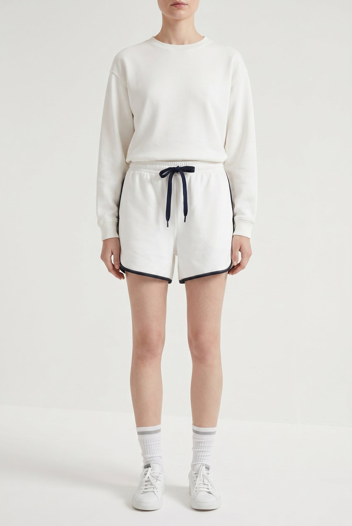 BRUNELLO CUCINELLI WOMEN'S WHITE COTTON CASUAL SHORTS