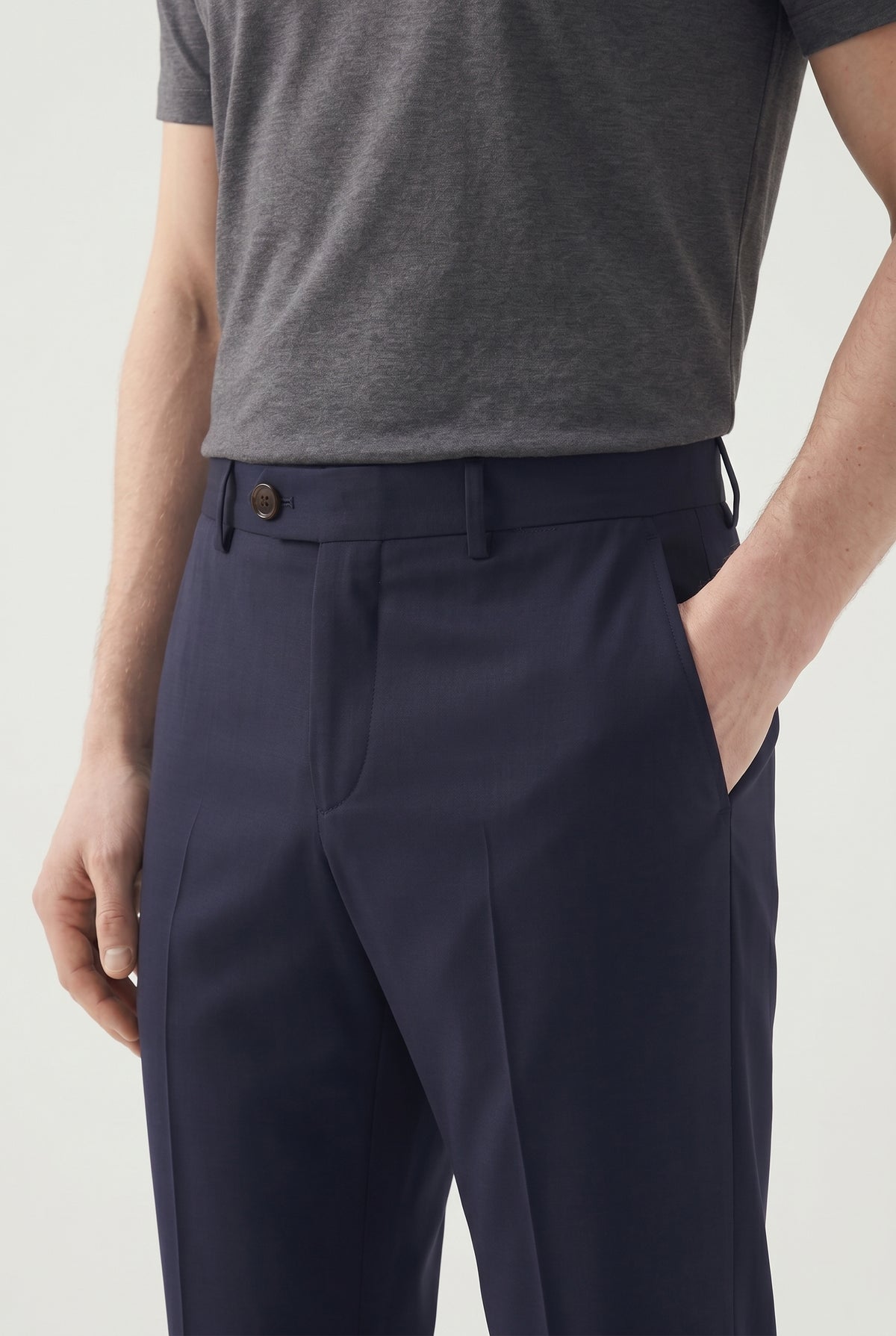 BRUNELLO CUCINELLI MEN'S NAVY WOOL TAILORED TROUSERS