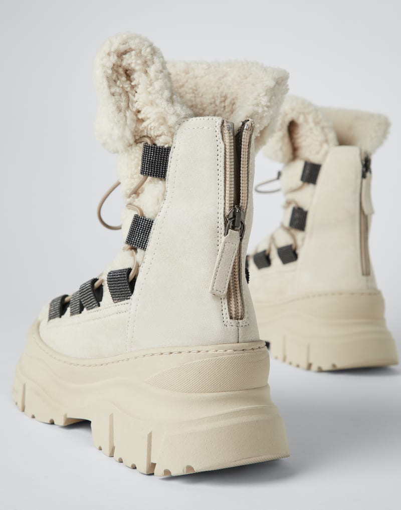BRUNELLO CUCINELLI WOMEN'S IVORY SHEARLING LACE UP BOOTS