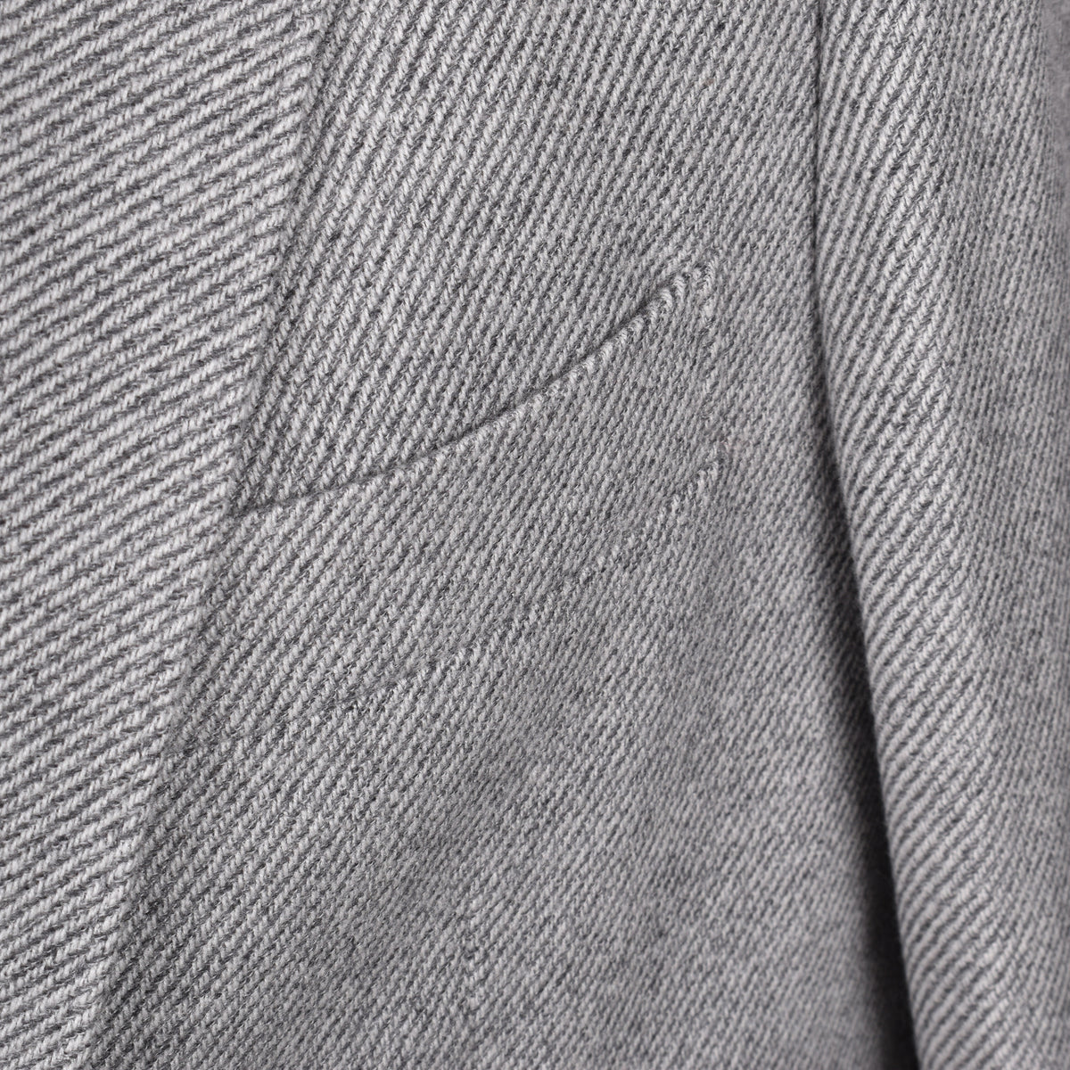 BRUNELLO CUCINELLI MEN'S GRAY WOOL HERRINGBONE BLAZER