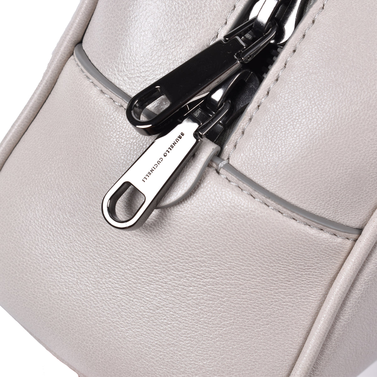 BRUNELLO CUCINELLI WOMEN'S LIGHT BEIGE LEATHER BAG