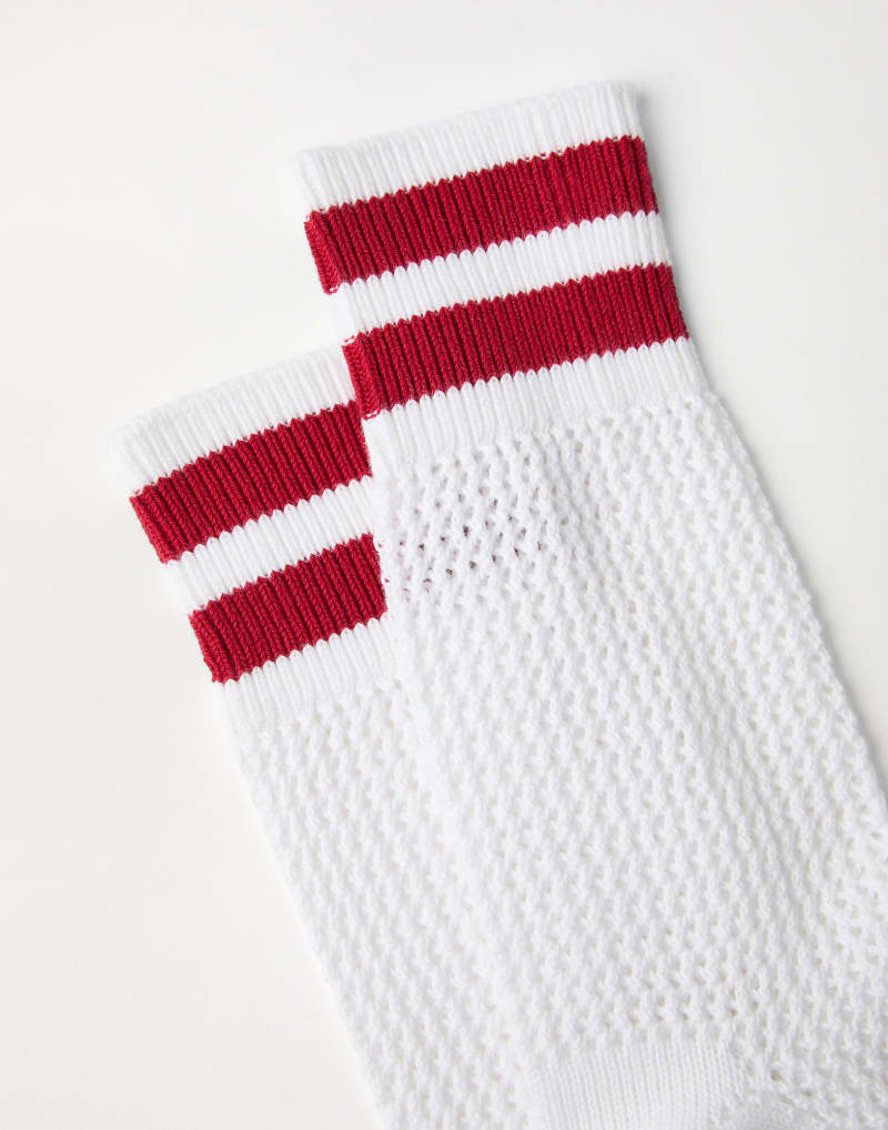 BRUNELLO CUCINELLI WOMEN'S WHITE RED STRIPED SOCKS