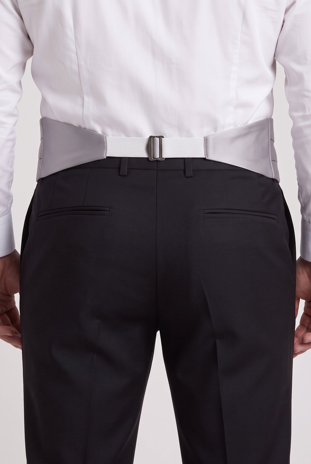 BRUNELLO CUCINELLI MEN'S LIGHT GRAY SILK COTTON CUMMERBUND