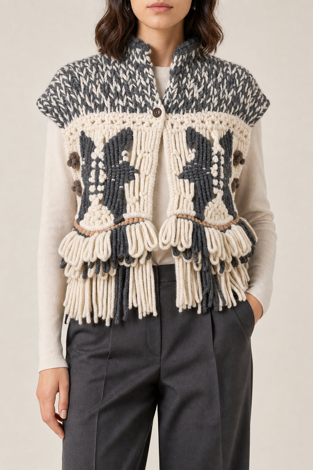 BRUNELLO CUCINELLI WOMEN'S BLACK AND WHITE FRINGED KNIT PONCHO