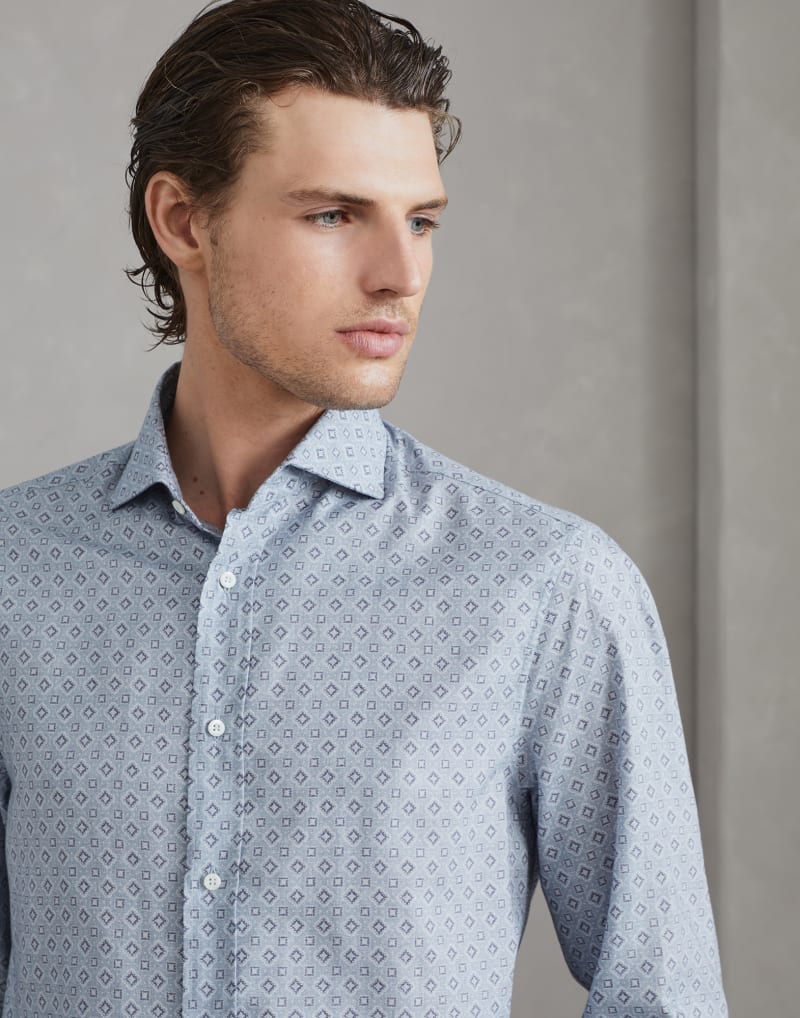 BRUNELLO CUCINELLI MEN'S LIGHT BLUE PATTERNED COTTON SHIRT