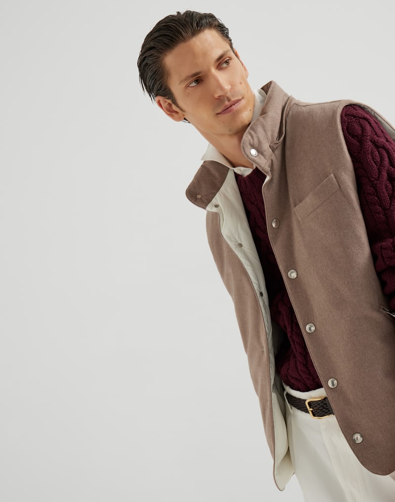 BRUNELLO CUCINELLI MEN'S HAZELNUT WOOL HOODED VEST