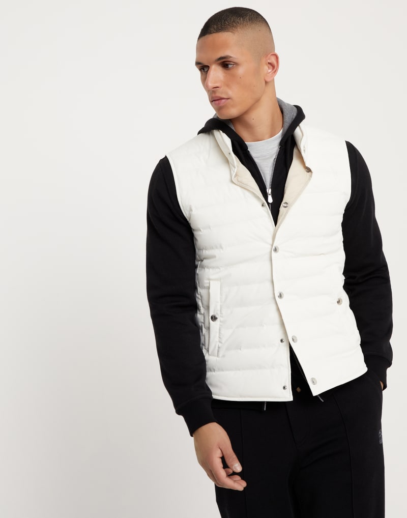 BRUNELLO CUCINELLI MEN'S OFF WHITE QUILTED VEST