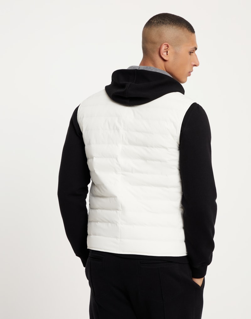 BRUNELLO CUCINELLI MEN'S OFF WHITE QUILTED VEST