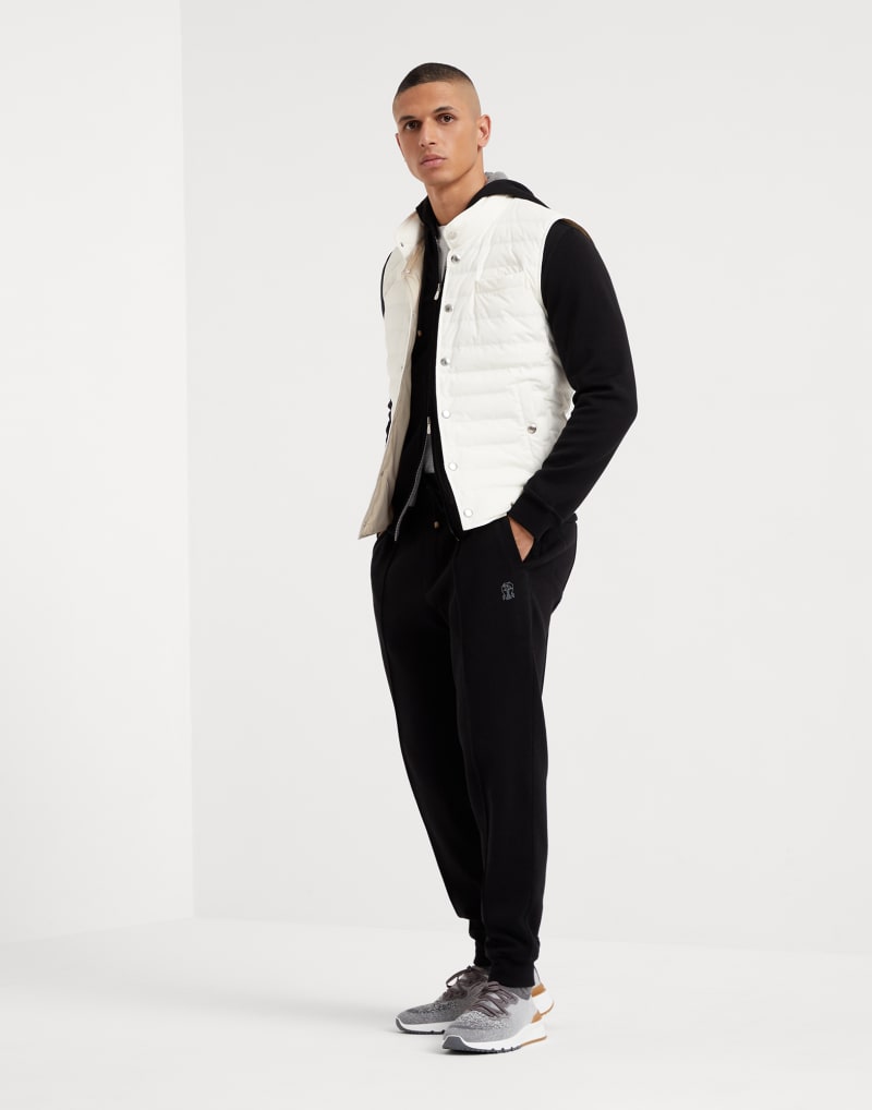 BRUNELLO CUCINELLI MEN'S OFF WHITE QUILTED VEST