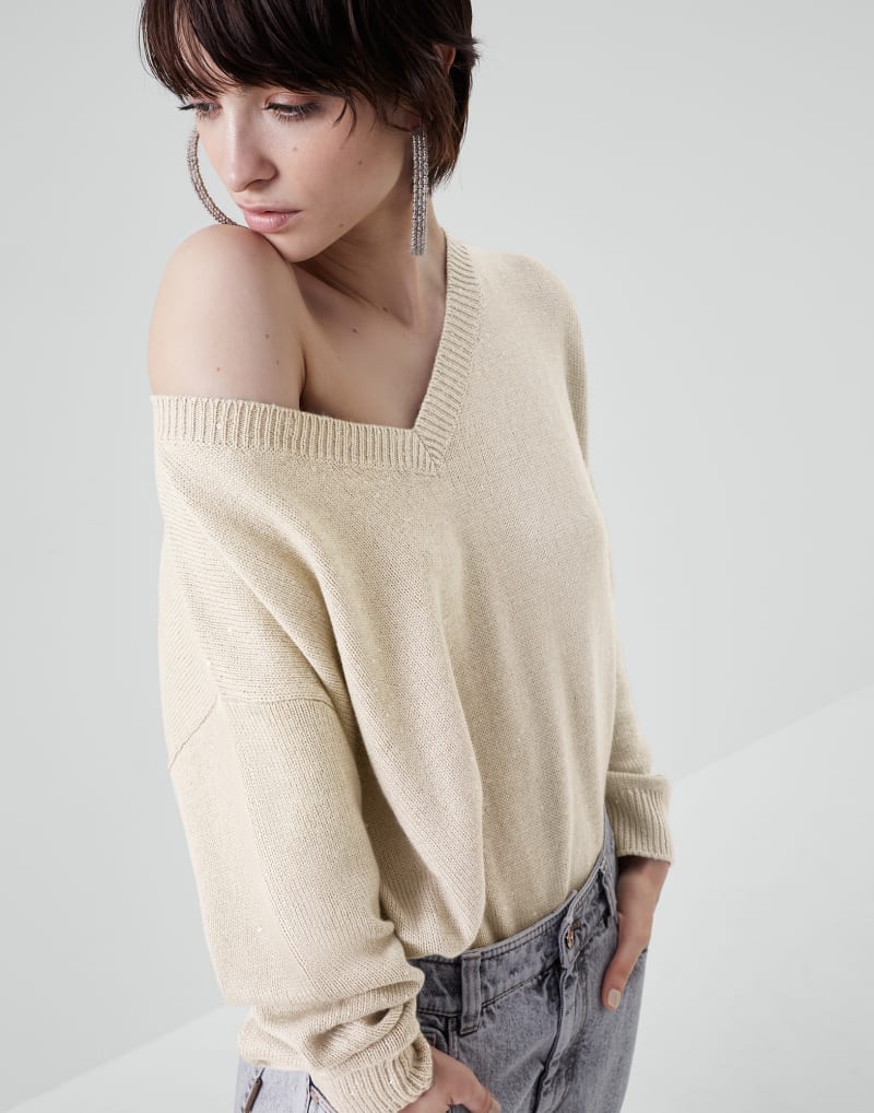 BRUNELLO CUCINELLI WOMEN'S LIGHT BROWN WOOL SILK V NECK SWEATER