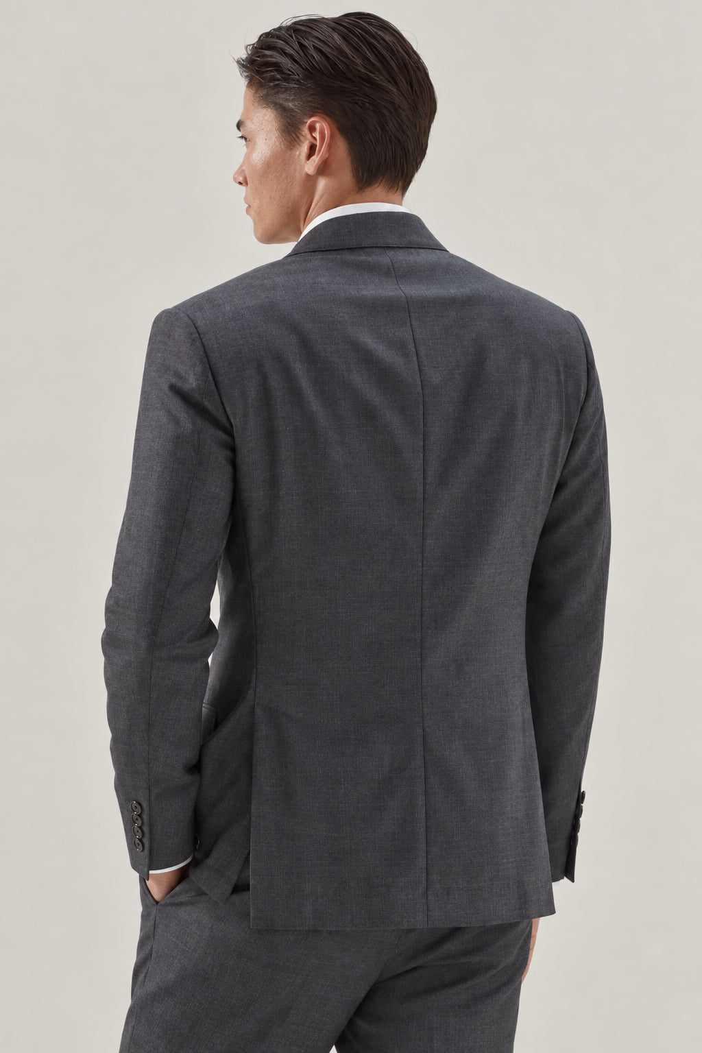 BRUNELLO CUCINELLI MEN'S MEDIUM GREY WOOL BLAZER