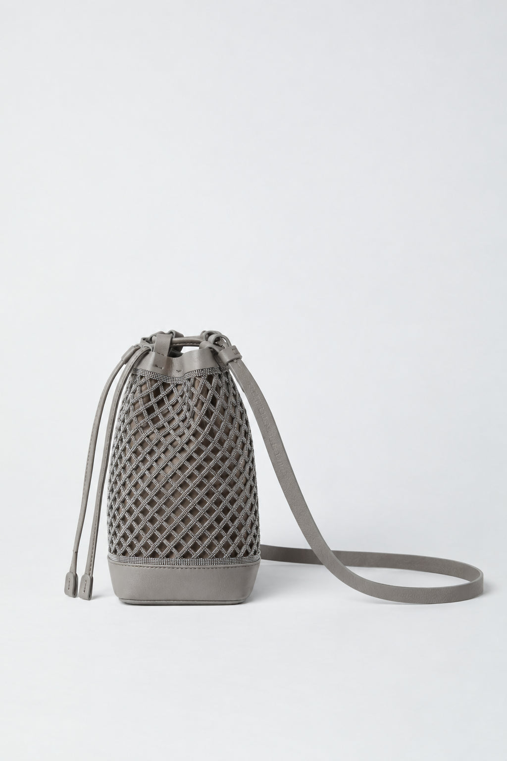 BRUNELLO CUCINELLI WOMEN'S OXIDE LEATHER BUCKET BAG