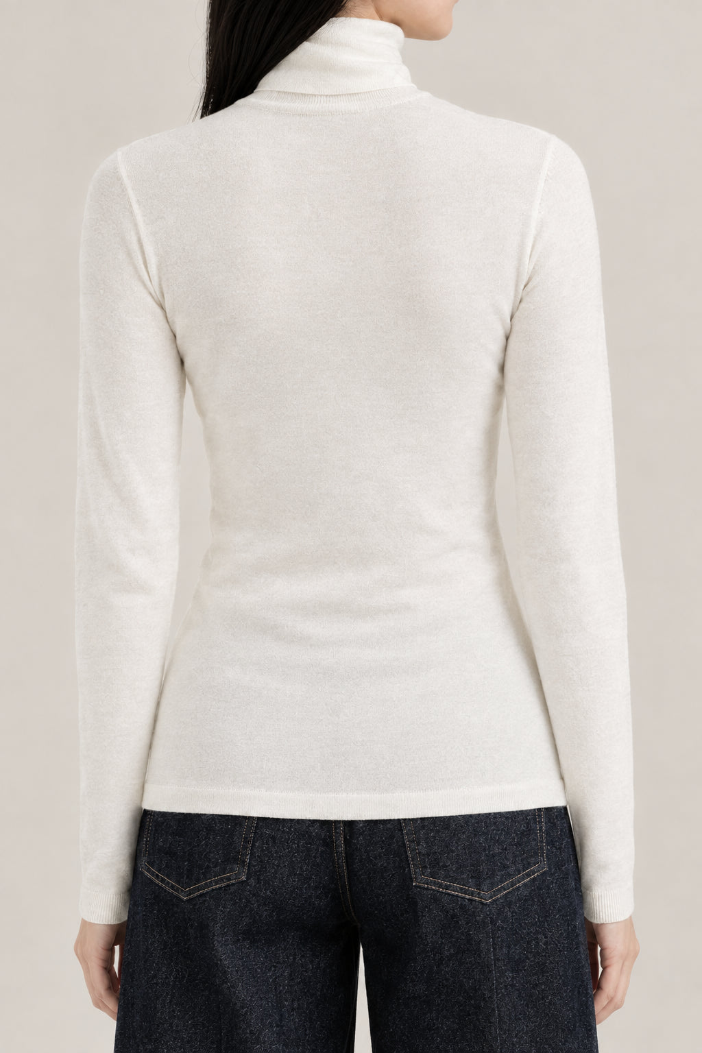 BRUNELLO CUCINELLI WOMEN'S WHITE WOOL SILK TURTLENECK SWEATER