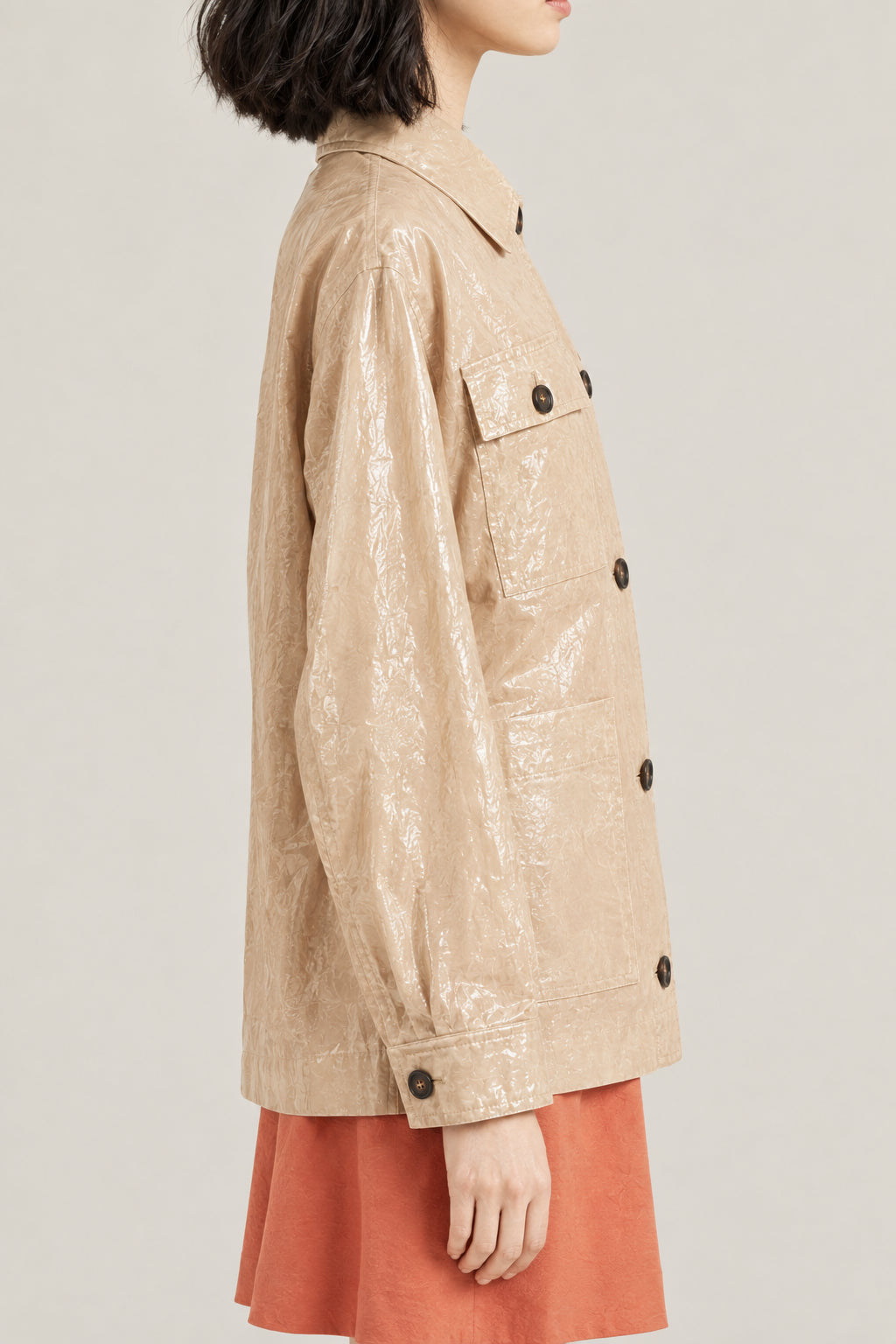 BRUNELLO CUCINELLI WOMEN'S BEIGE GLOSSY BUTTON FRONT JACKET