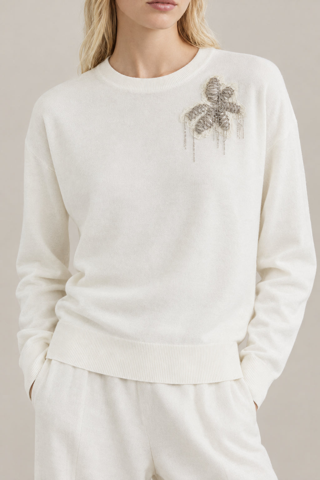 BRUNELLO CUCINELLI WOMEN'S WHITE WOOL EMBELLISHED CREWNECK SWEATER