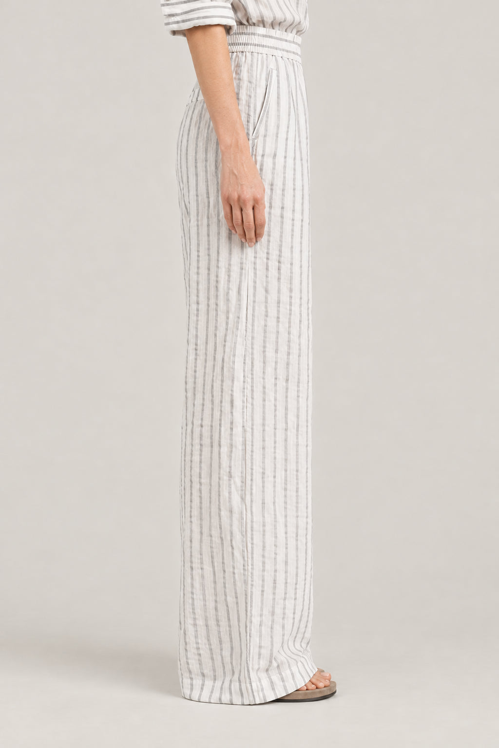 BRUNELLO CUCINELLI WOMEN'S WHITE STRIPED WIDE LEG TROUSERS