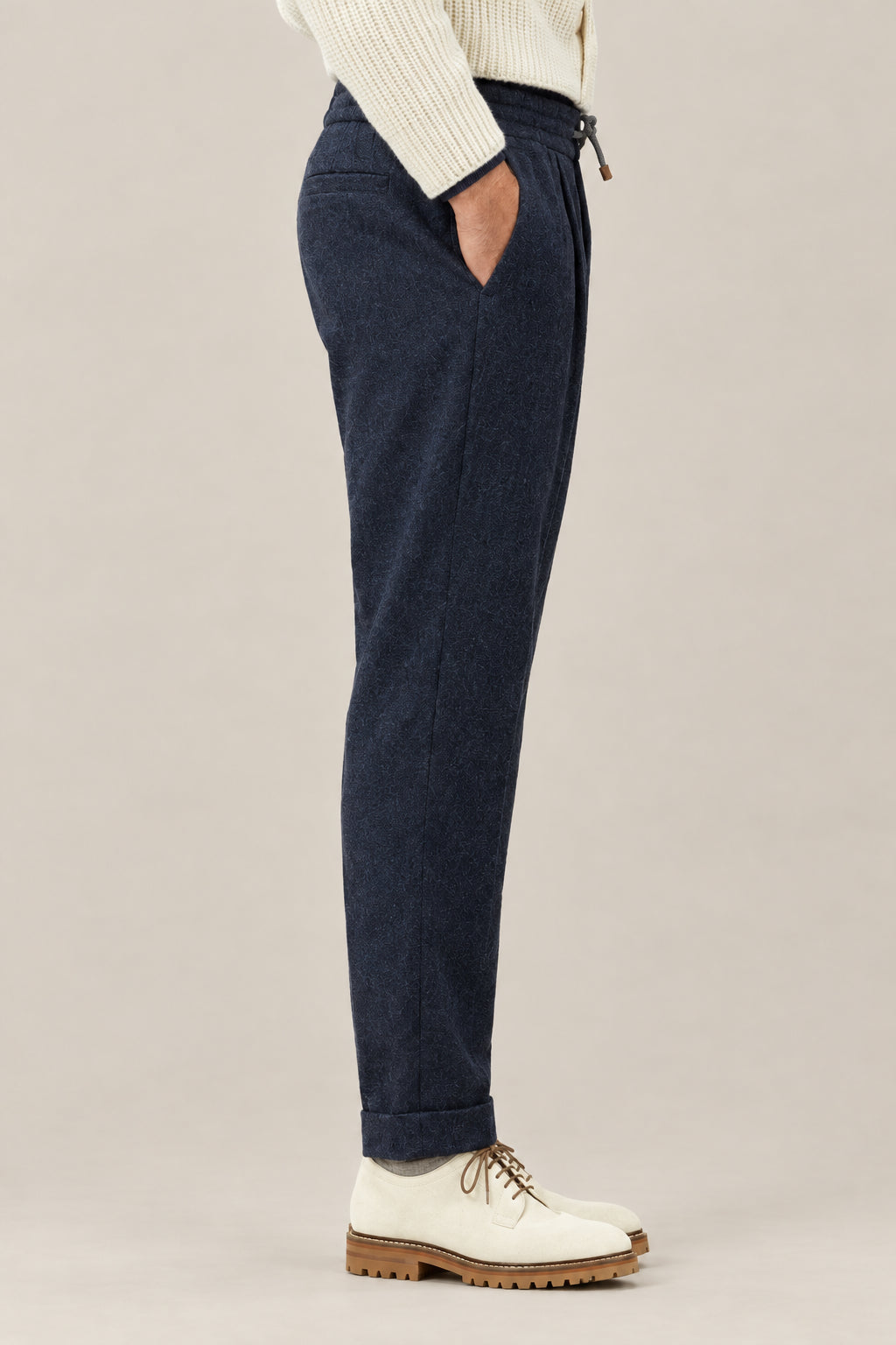 BRUNELLO CUCINELLI MEN'S DARK WOOL PLEATED TROUSERS