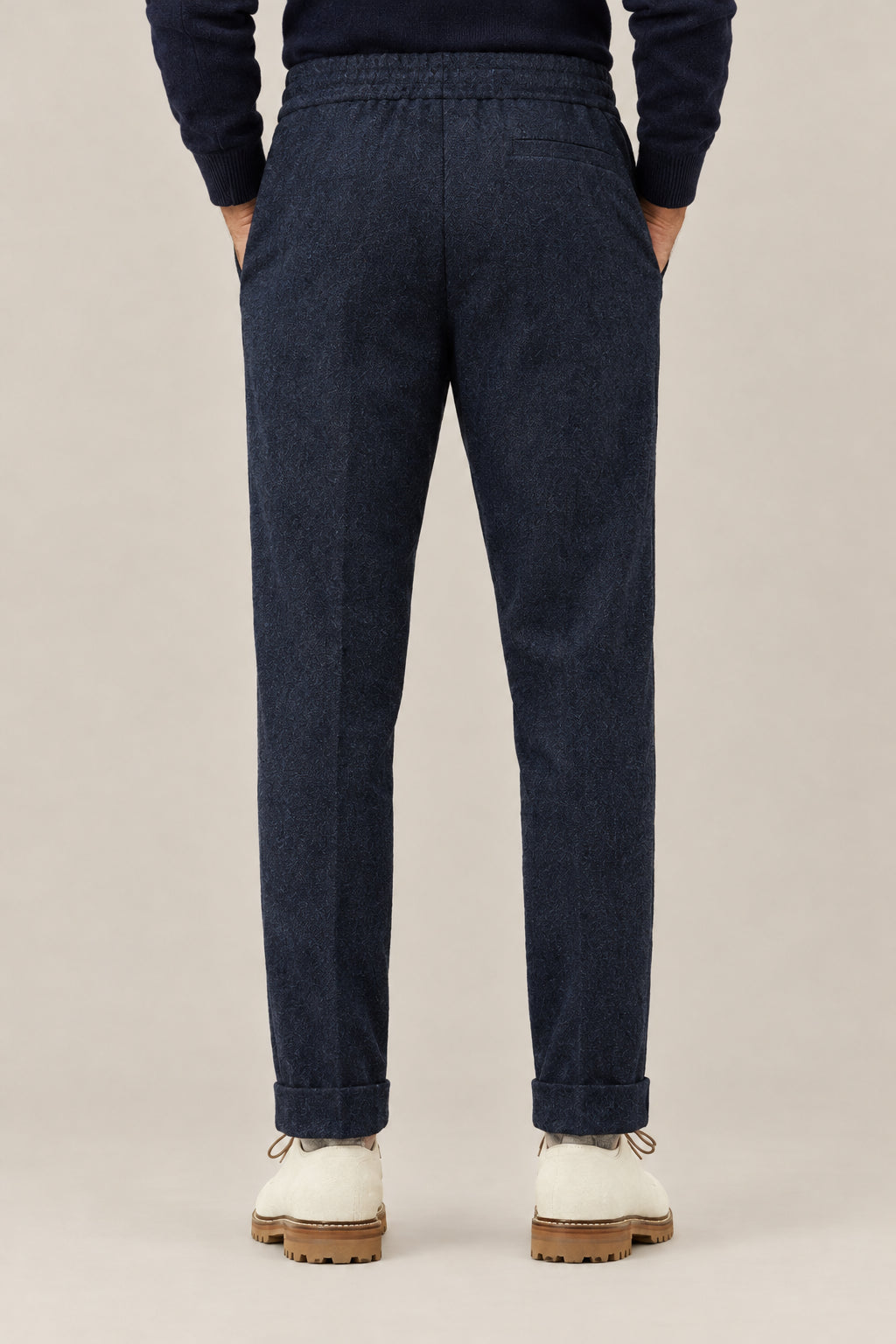 BRUNELLO CUCINELLI MEN'S DARK WOOL PLEATED TROUSERS